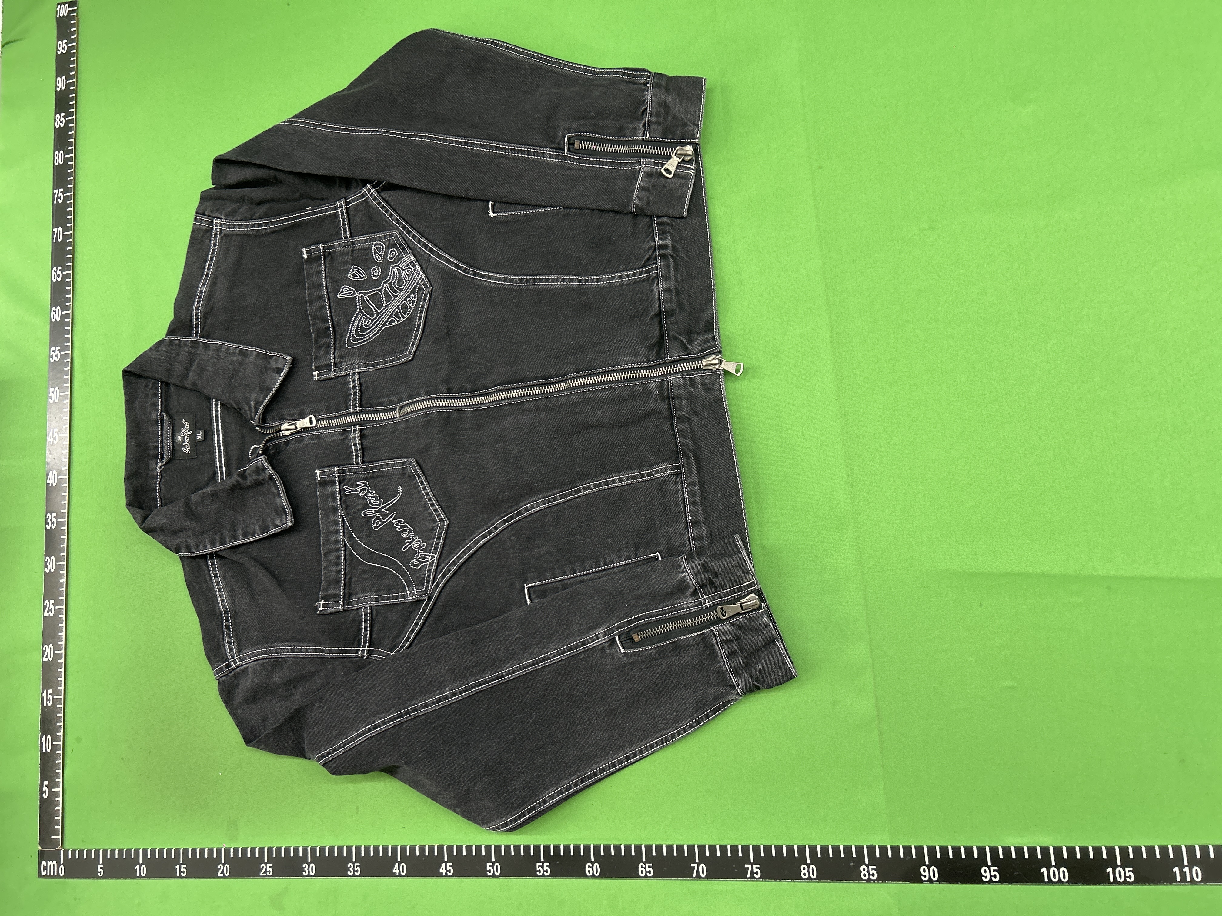 Foto QC 7 de Broken Planet Jeans Straight Leg Washed Black