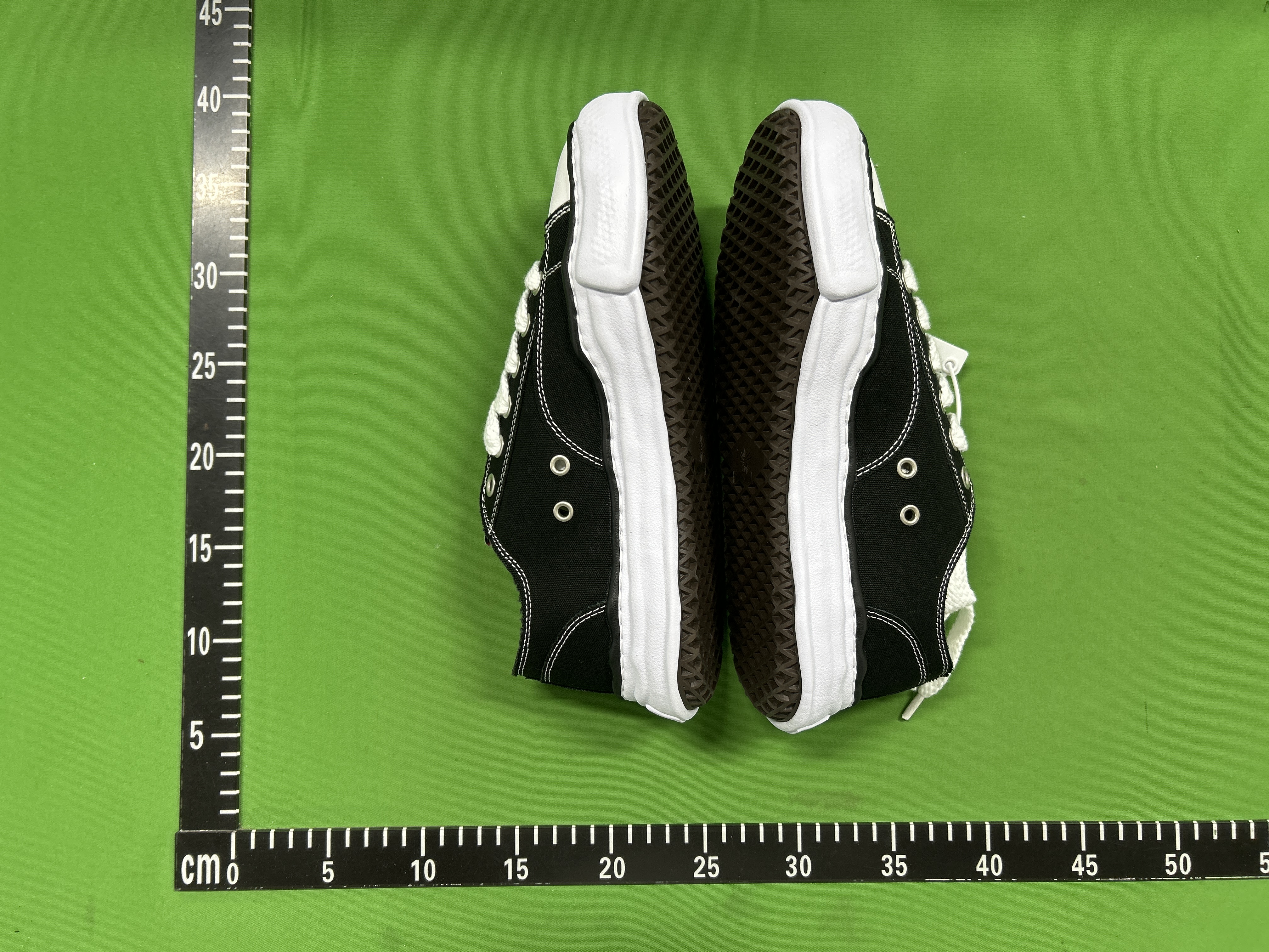 Foto QC 6 de Maison Mihara Yasuhiro Peterson Low OG Canvas White A01FW702-WHT