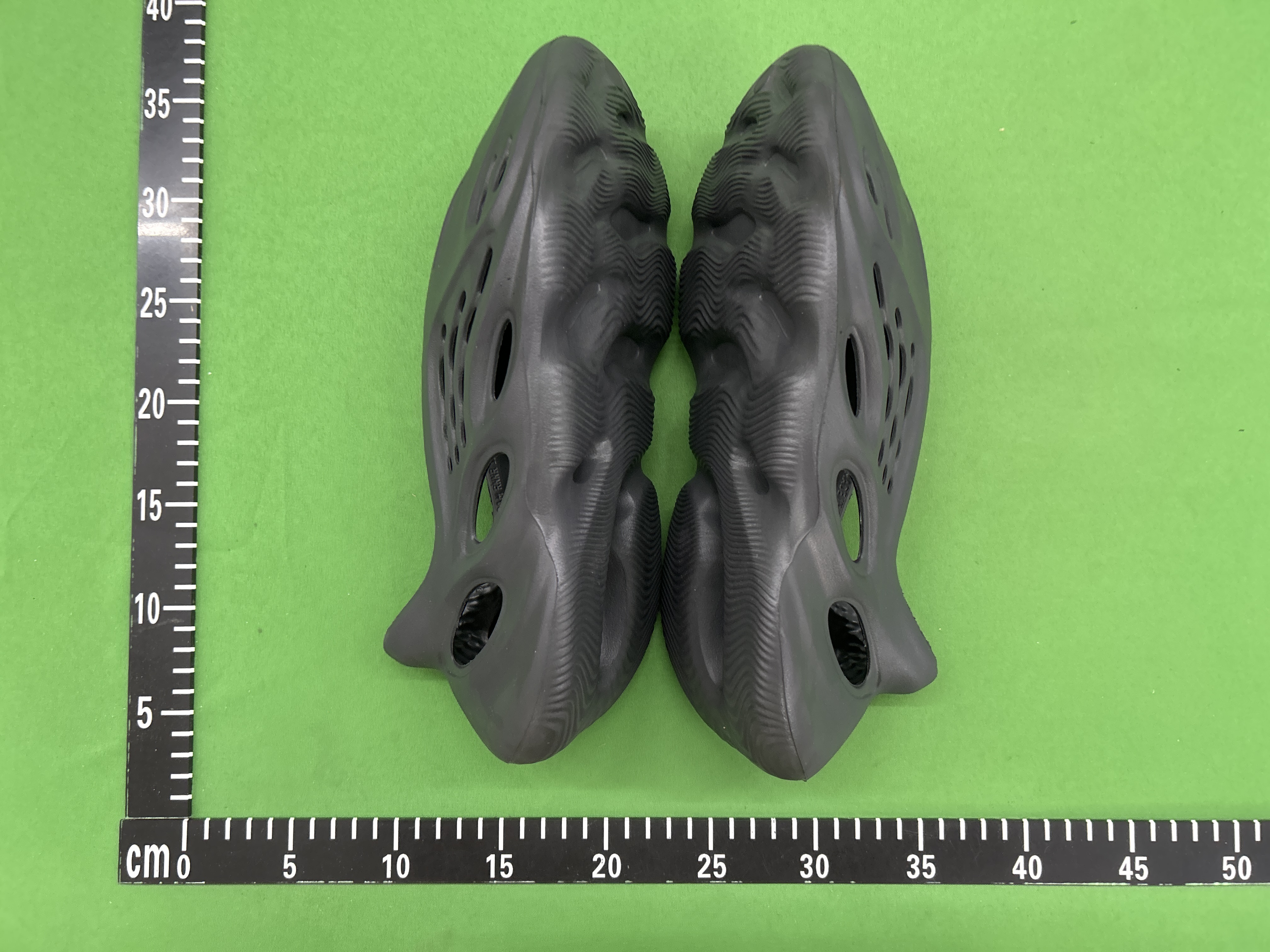 Foto QC 6 de adidas Yeezy Foam Runner Sand FY4567