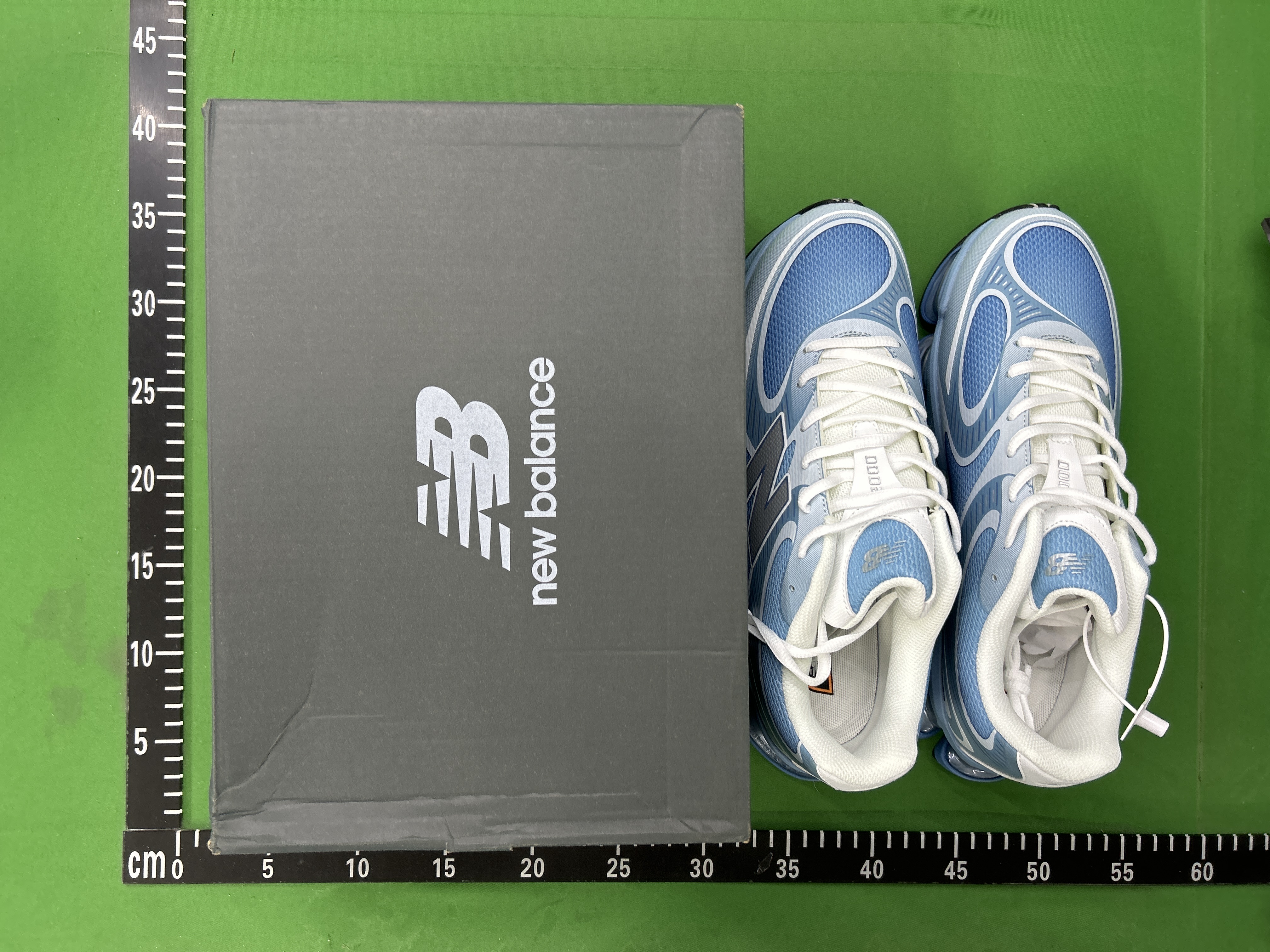 Foto QC 2 de New Balance 9060 Low Green U9060LNB