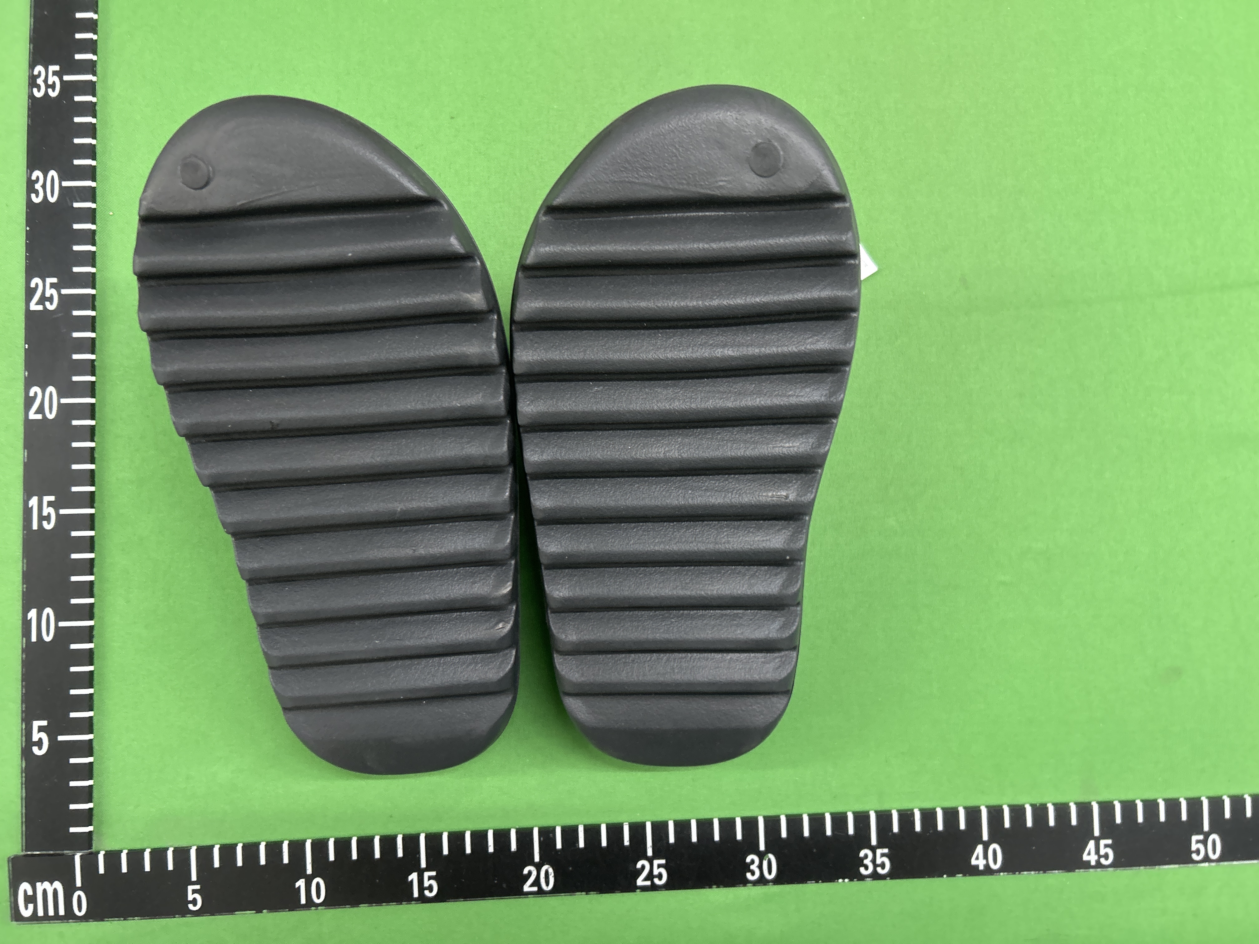 Foto QC 7 de adidas Yeezy Slide EVA Earth Brown FV8425