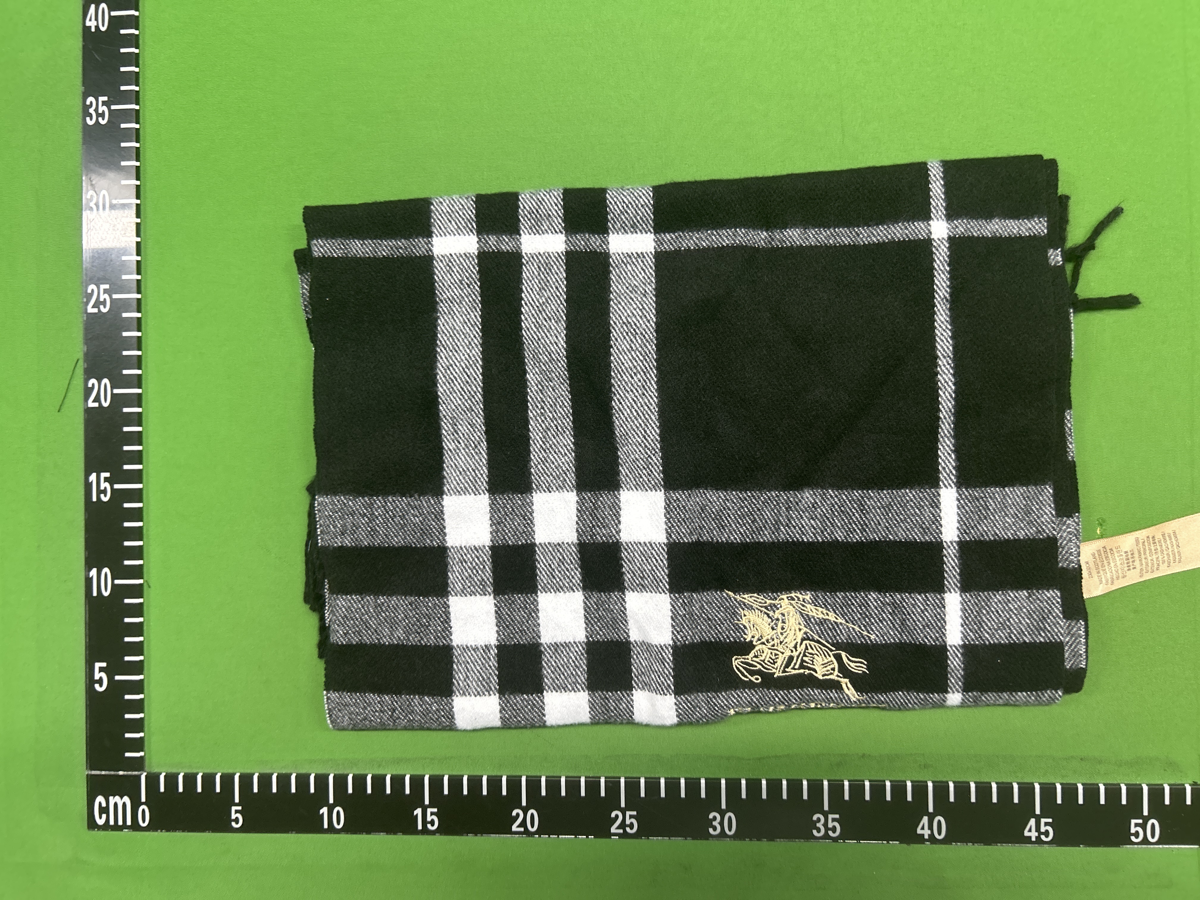 Foto QC 2 de Burberry Scarf Check Light Blue