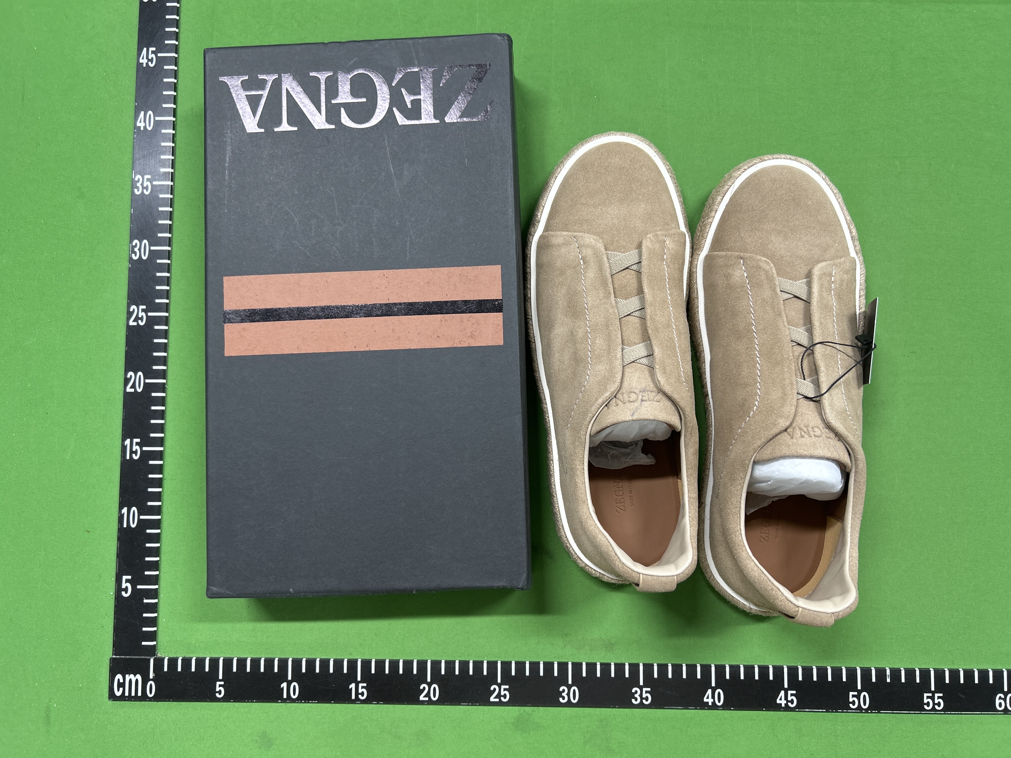 Foto QC 2 de Zegna Triple Stitch Low Grey