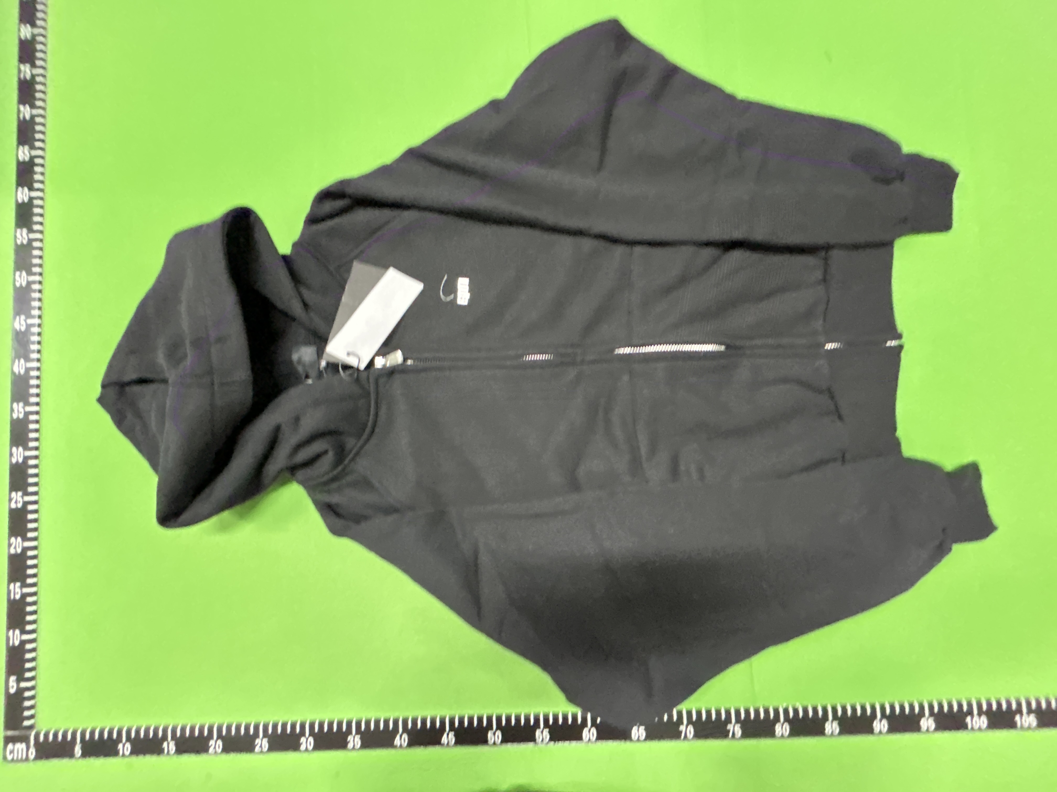 Foto QC 7 de CHINISM Basic Zip Sweater Hooded Black