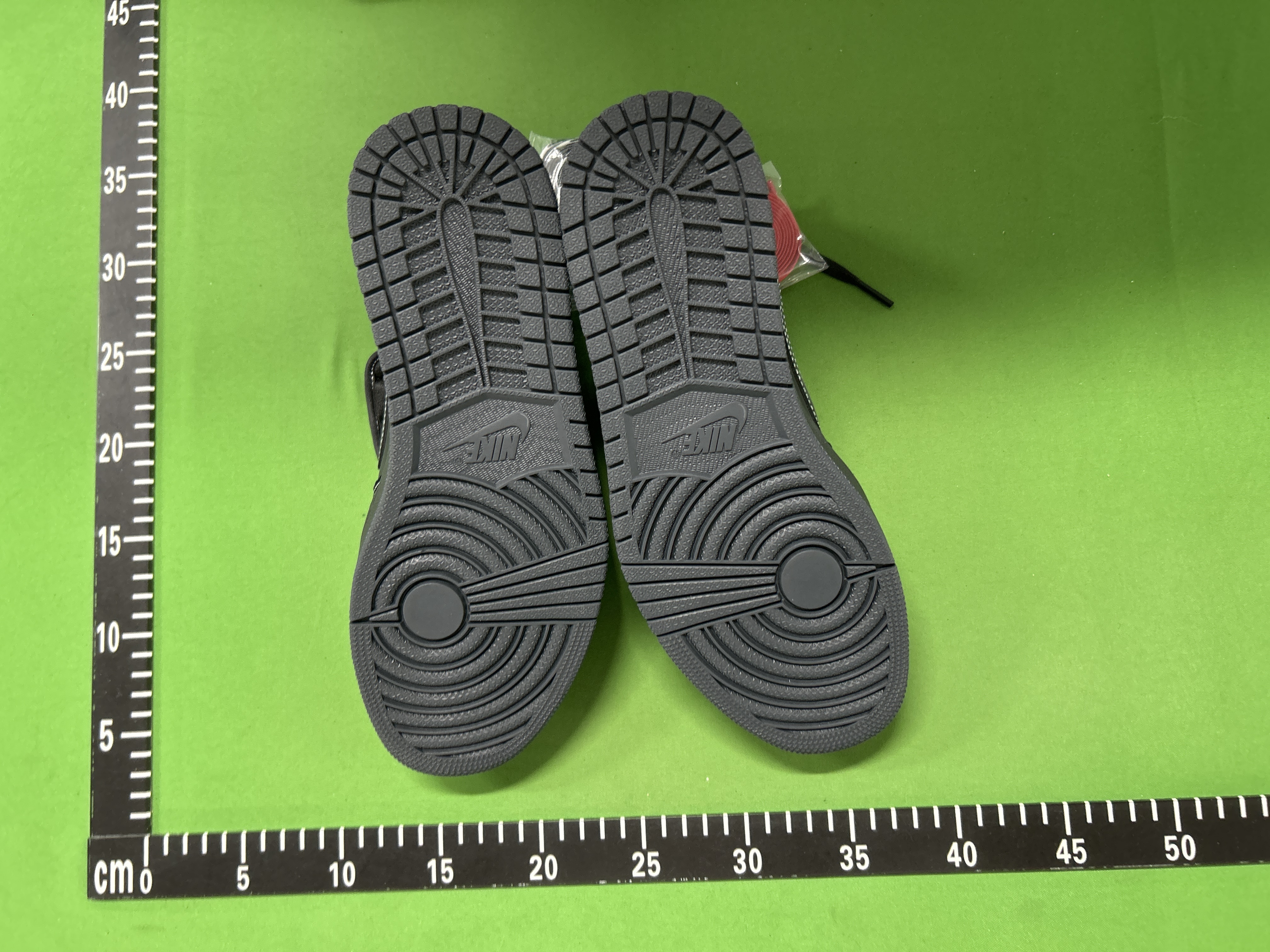 Foto QC 6 de Jordan 1 Retro Low OG SP Travis Scott Dior