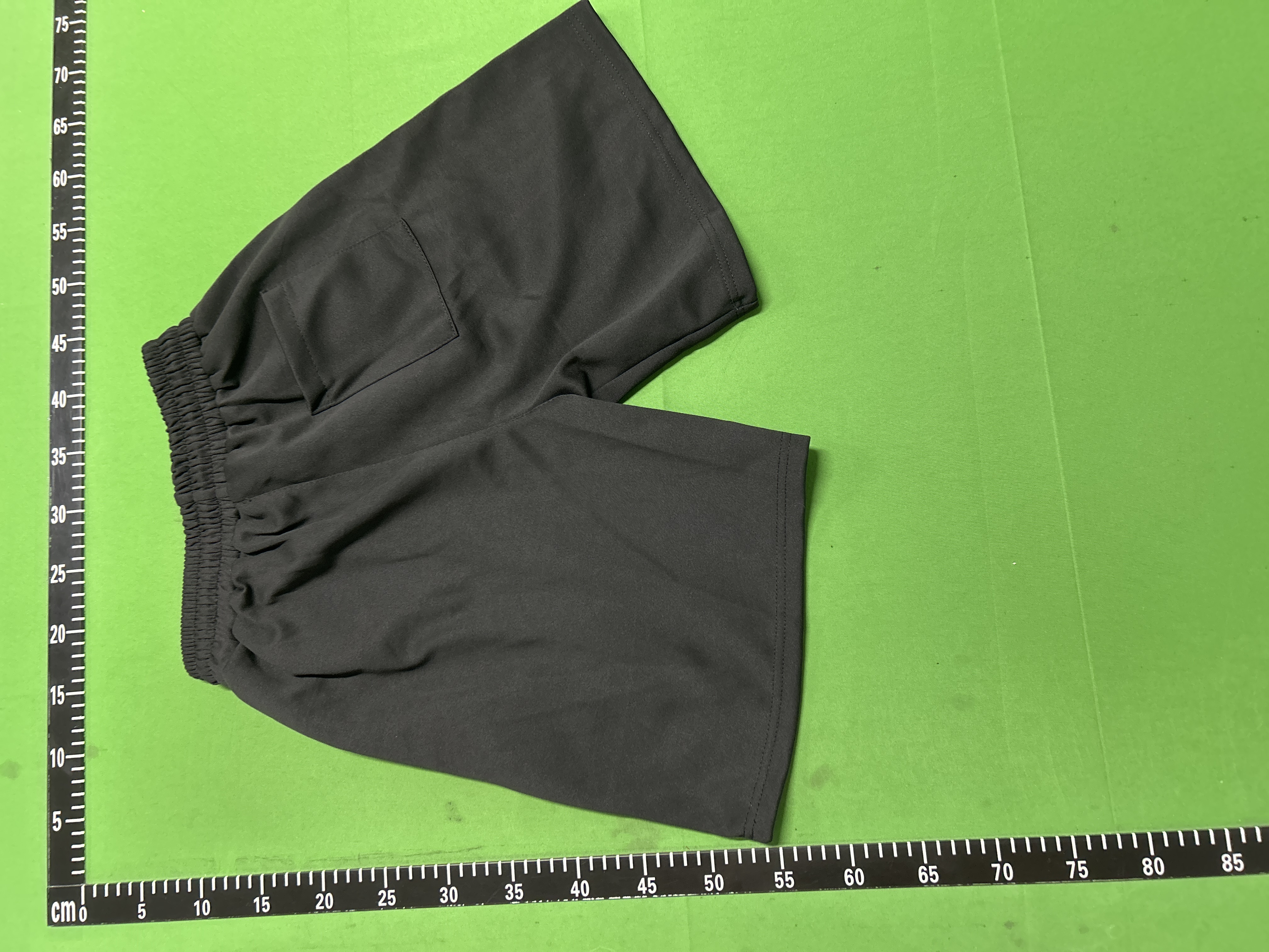Foto QC 8 de GUERILLAZ Cargo Shorts Loose Graphic Black