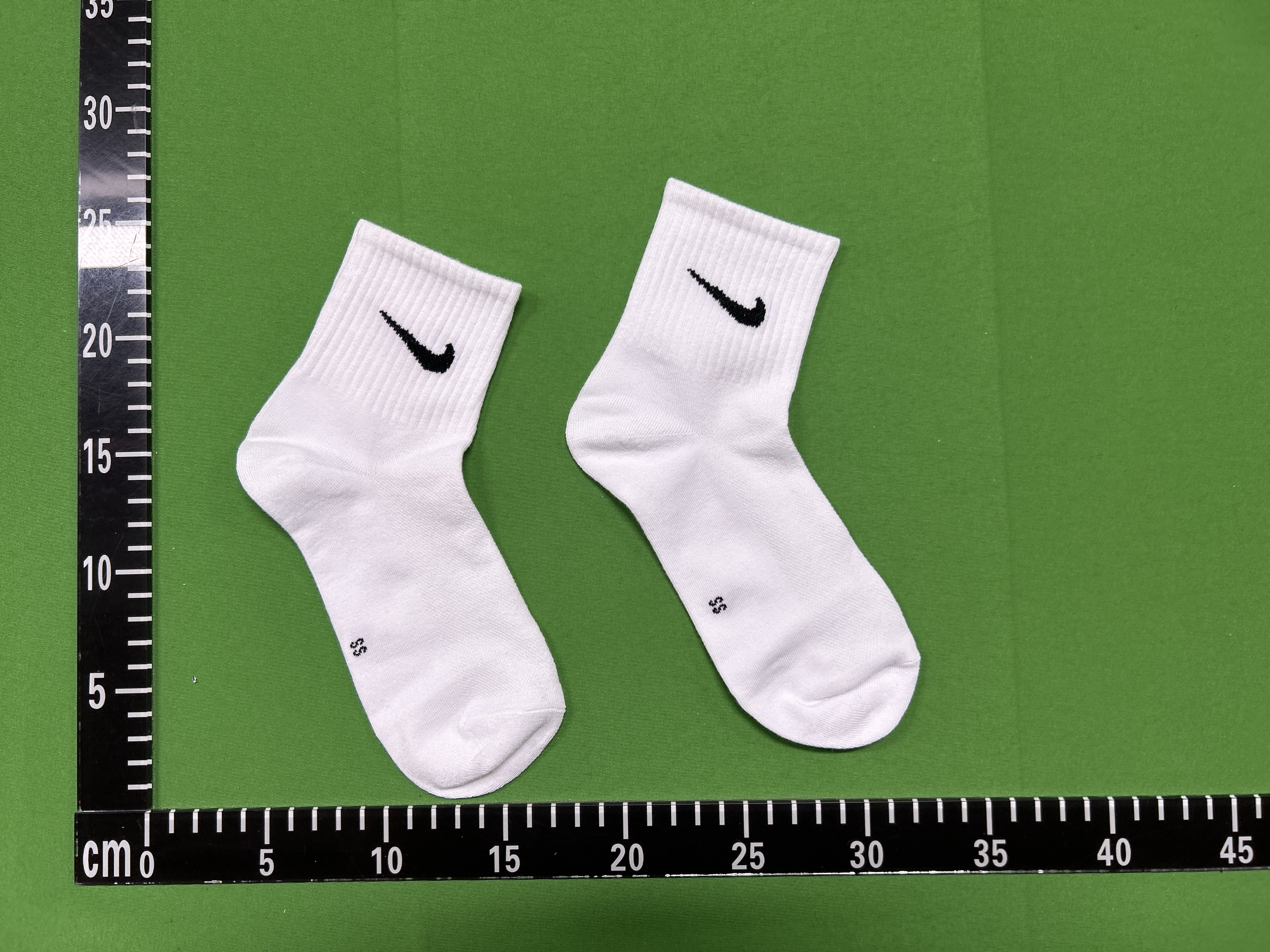 Foto QC 3 de Nike Crew Socks Everyday Cushioned Black White Grey