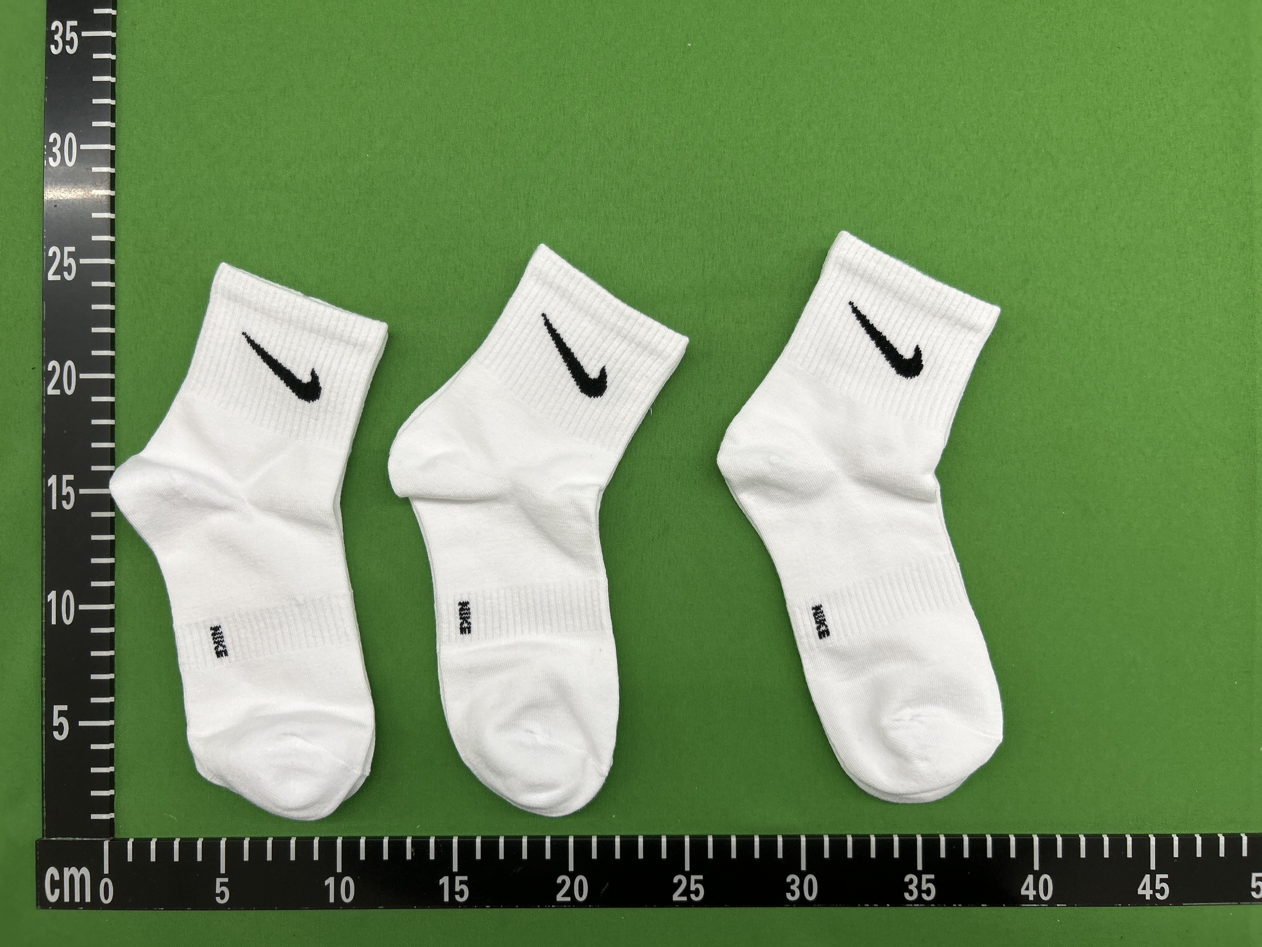 Foto QC 8 de Nike Crew Socks Cotton Ribbed Black White Grey