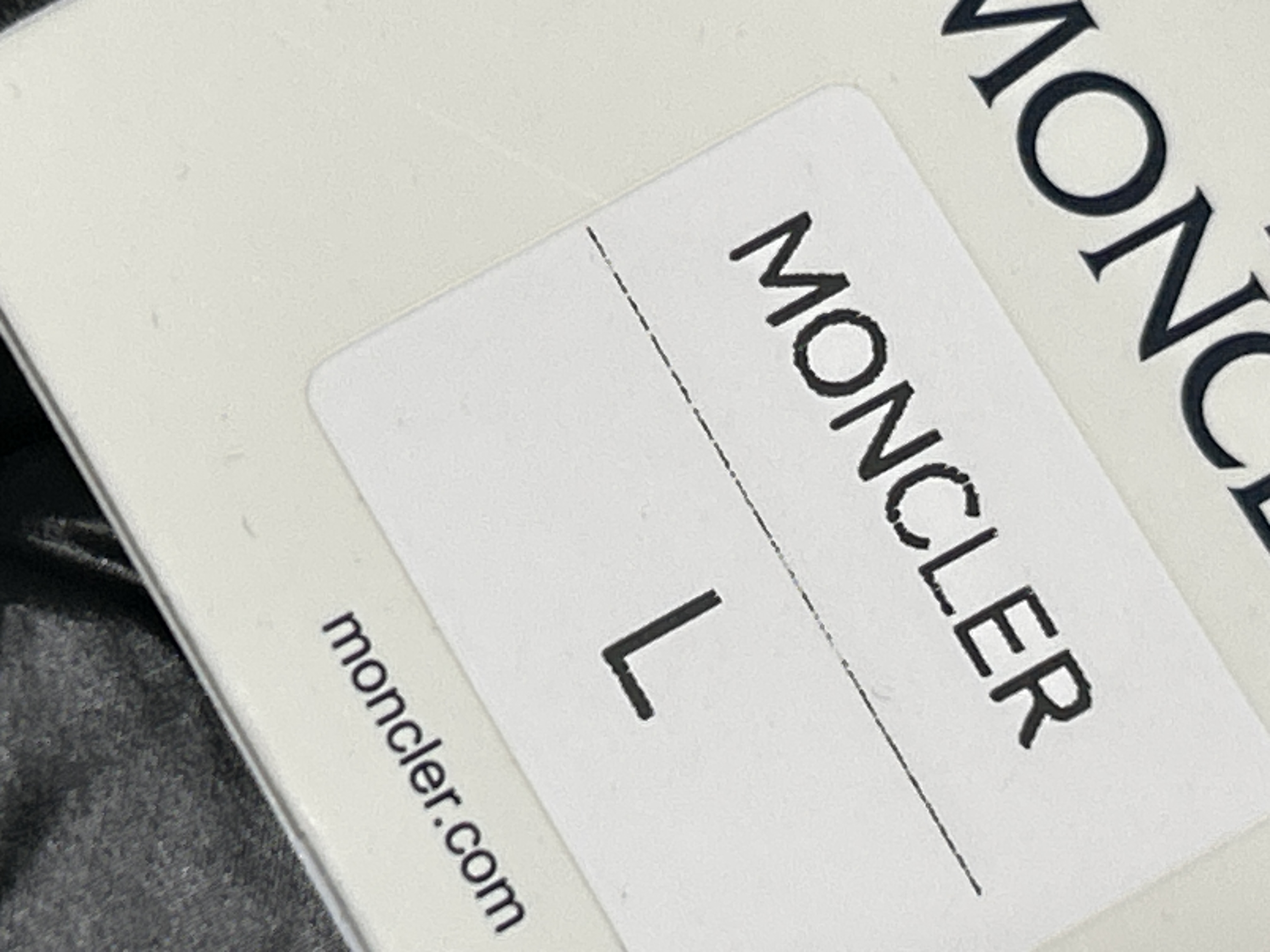 Foto QC 8 de Moncler Maya Puffer Jacket Down Red