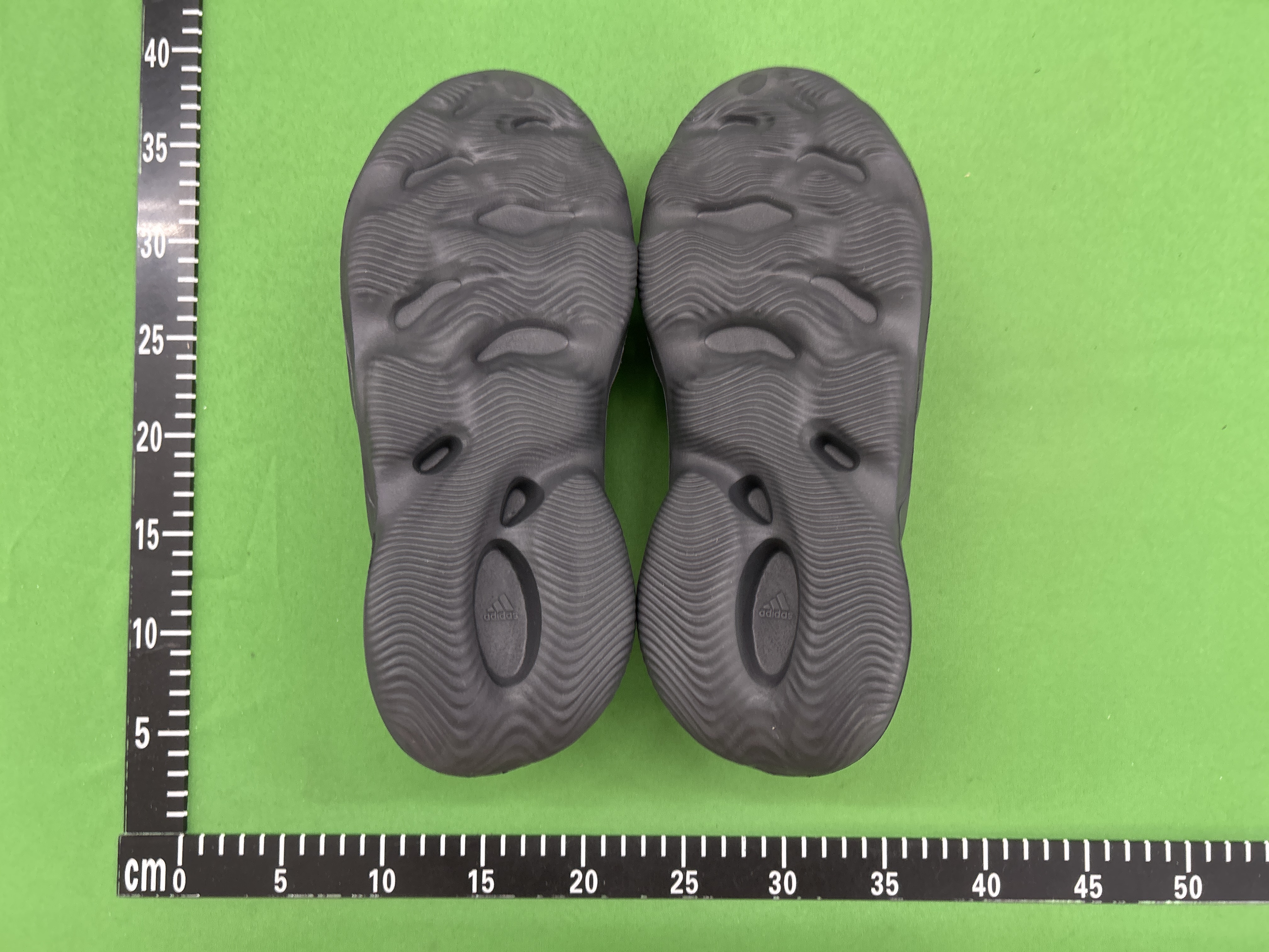 Foto QC 7 de adidas Yeezy Foam Runner Sand FY4567