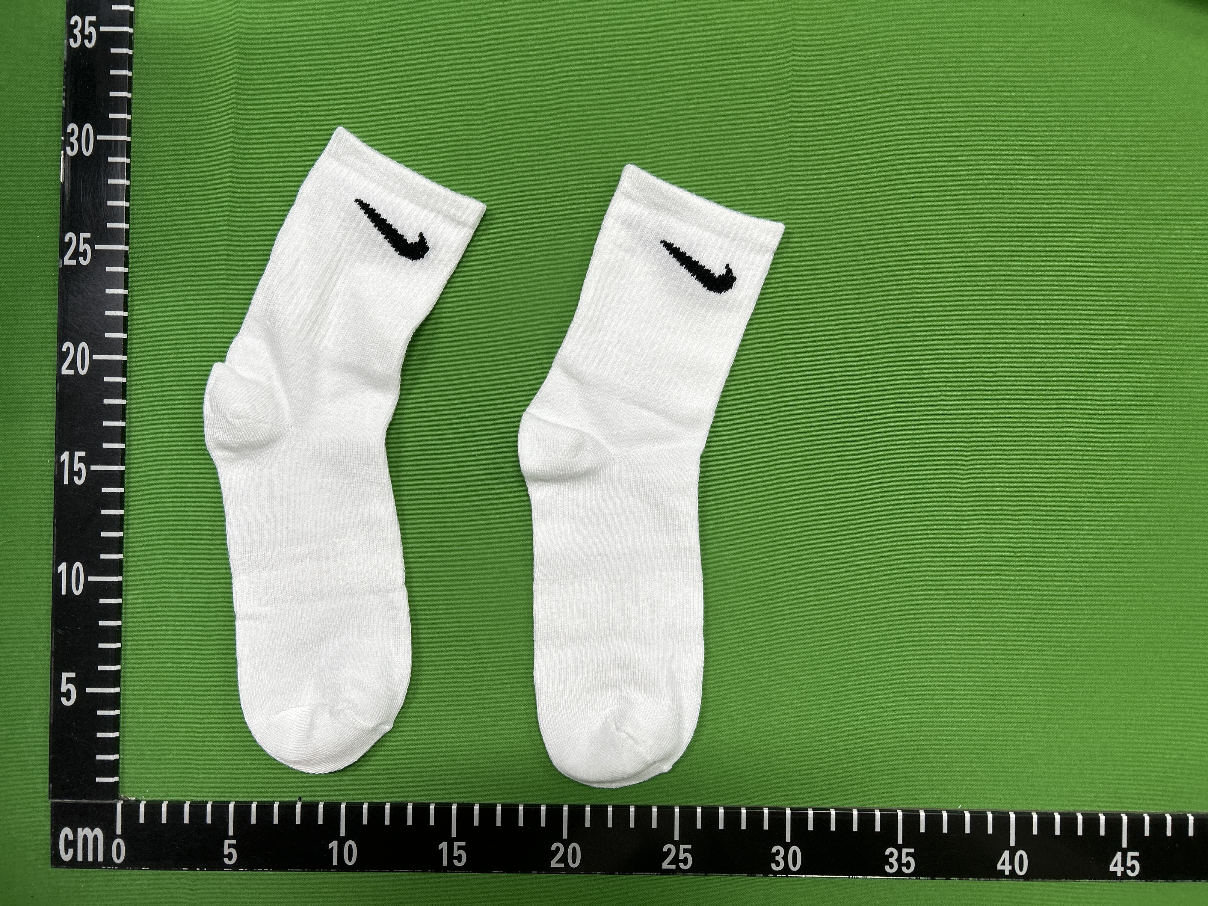 Foto QC 4 de Nike Crew Socks 2 Pairs Black White