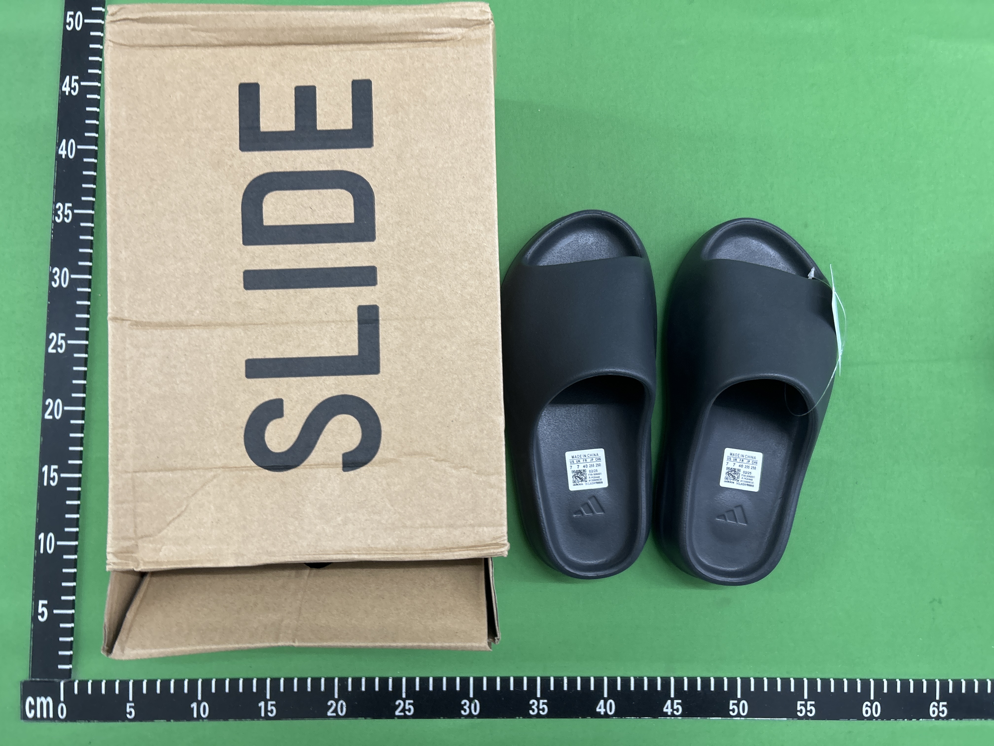 Foto QC 3 de adidas Yeezy Slide EVA Earth Brown FV8425