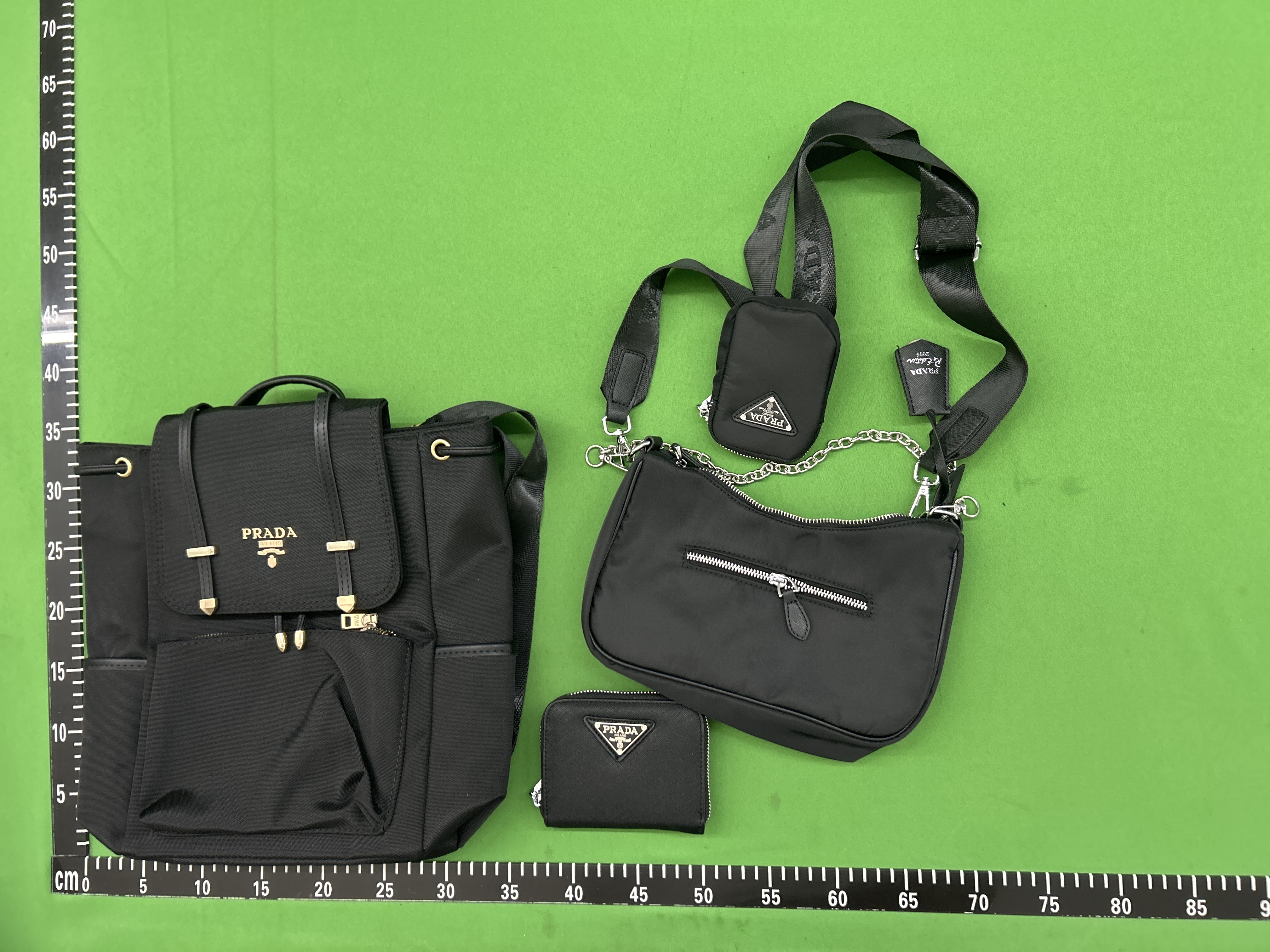Foto QC 1 de Louis Vuitton Trio Messenger Monogram Eclipse