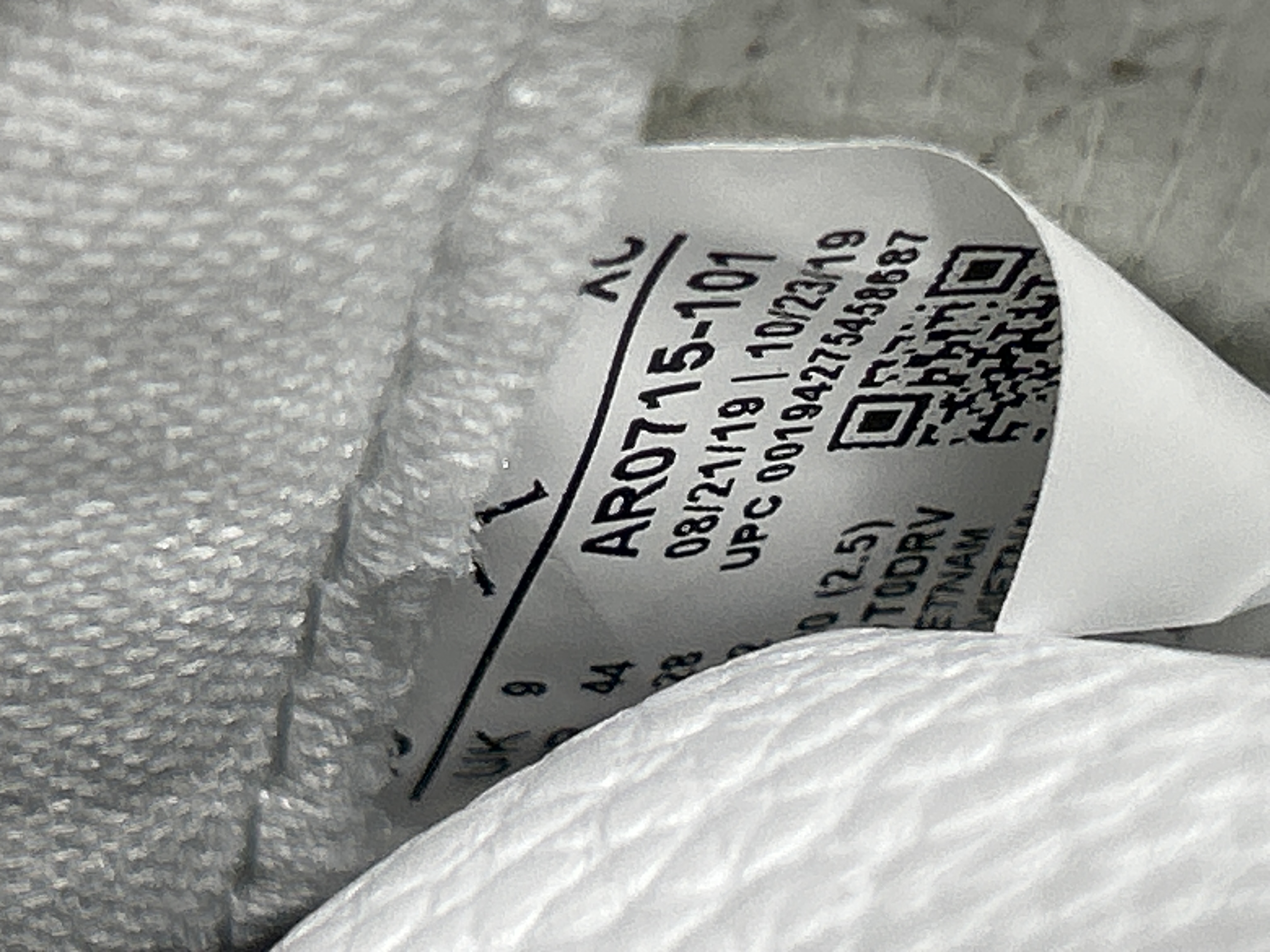 Foto QC 7 de Jordan 11 Retro Space Jam 378037-003