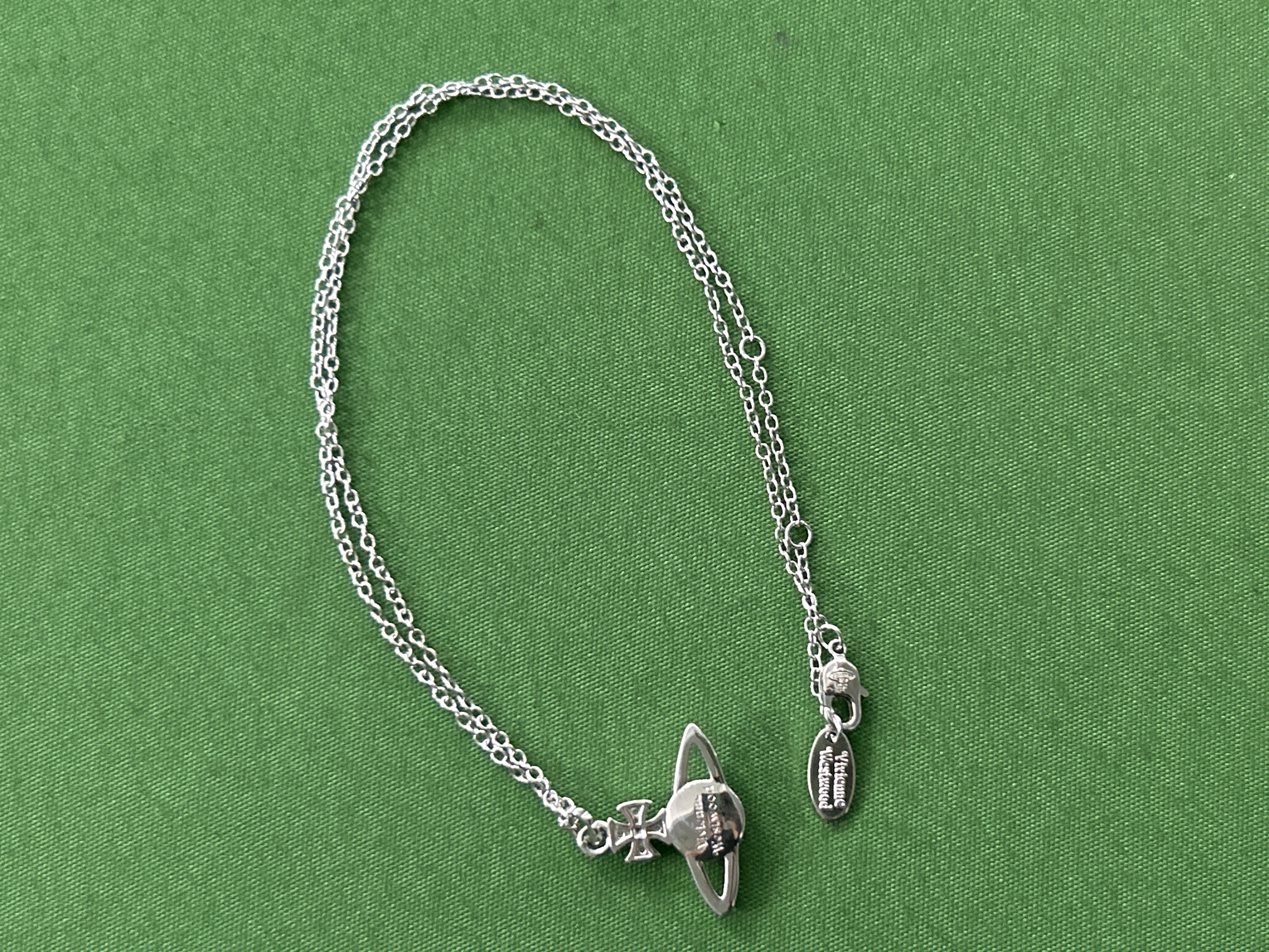 Foto QC 2 de Vivienne Westwood Necklace Metal Crystal Pink