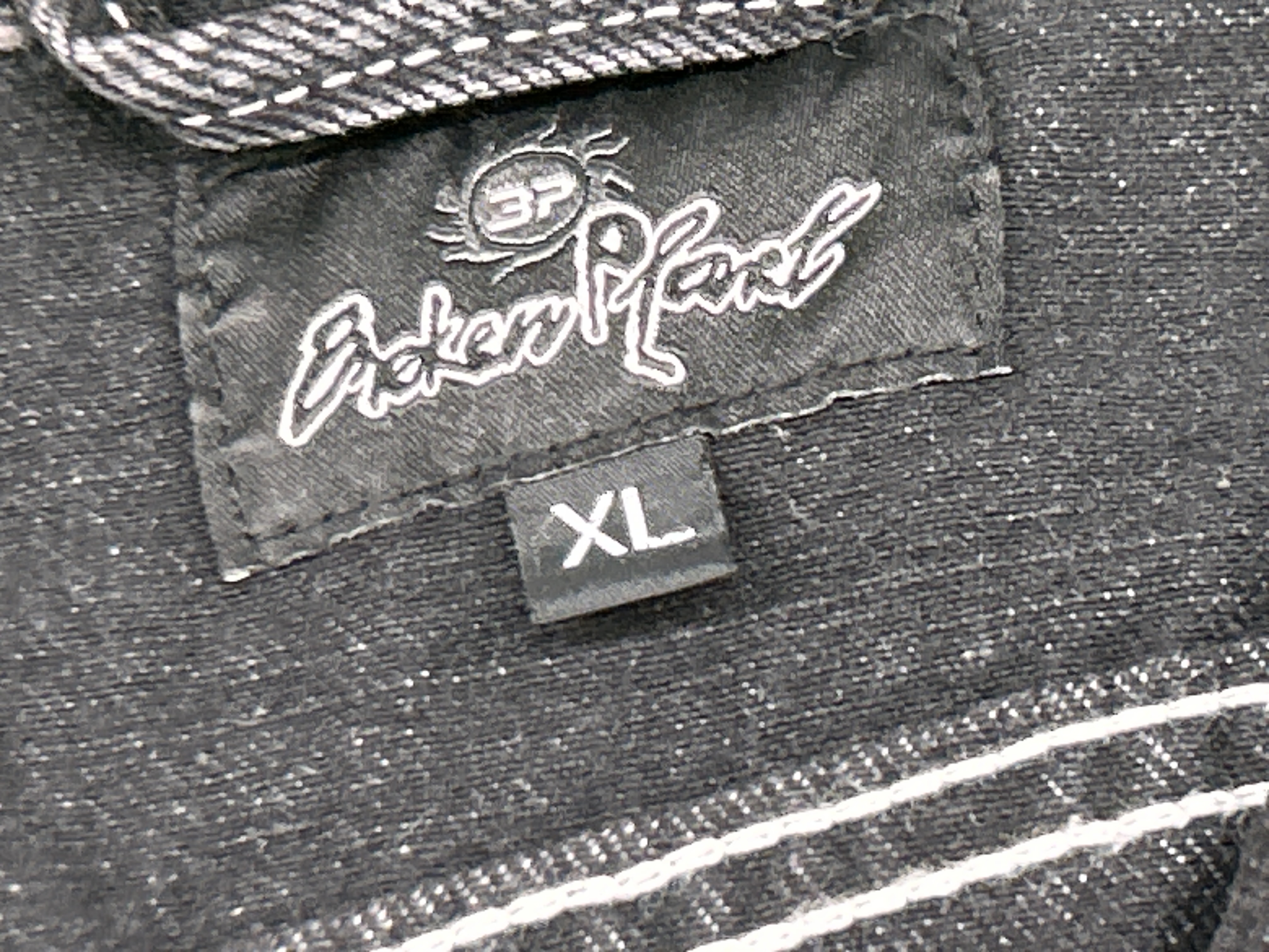 Foto QC 6 de Broken Planet Jeans Straight Leg Washed Black