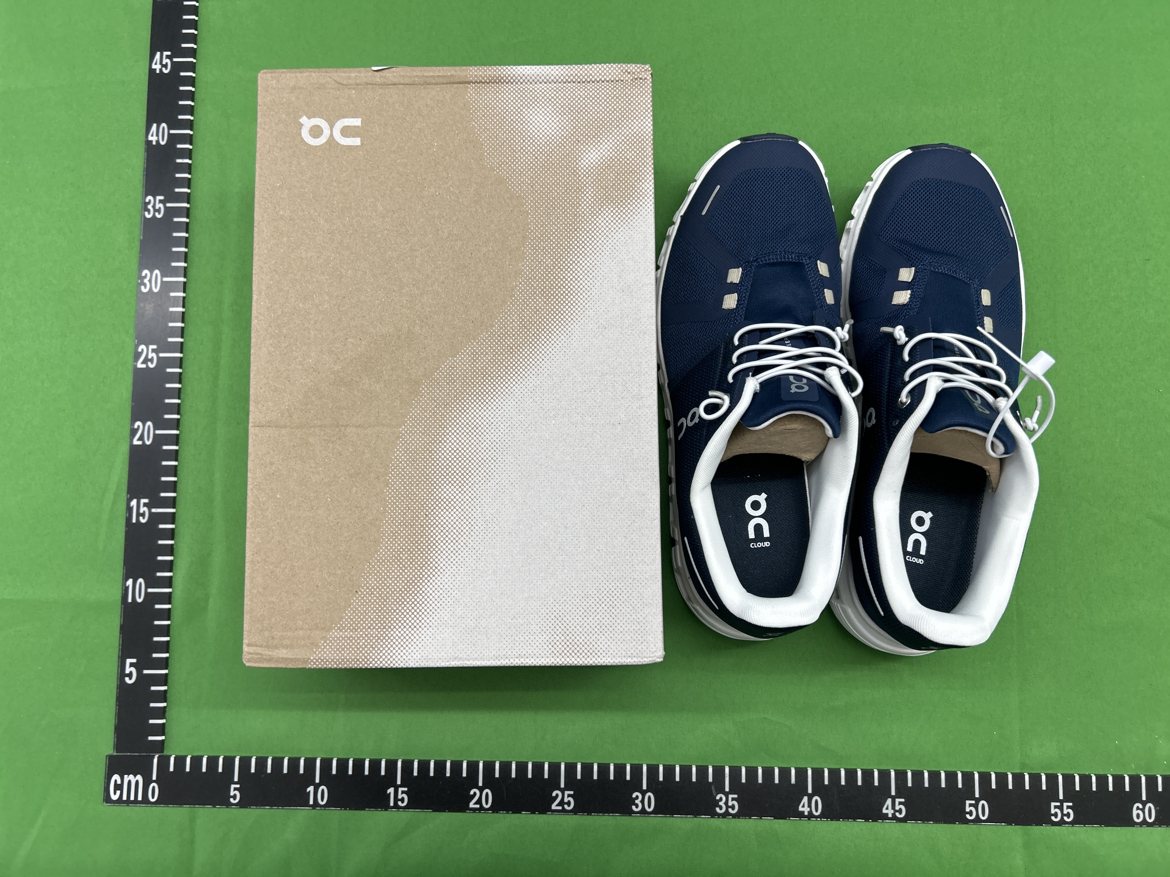 Foto QC 2 de On Cloud 6 Low Midnight White 3MF10070692