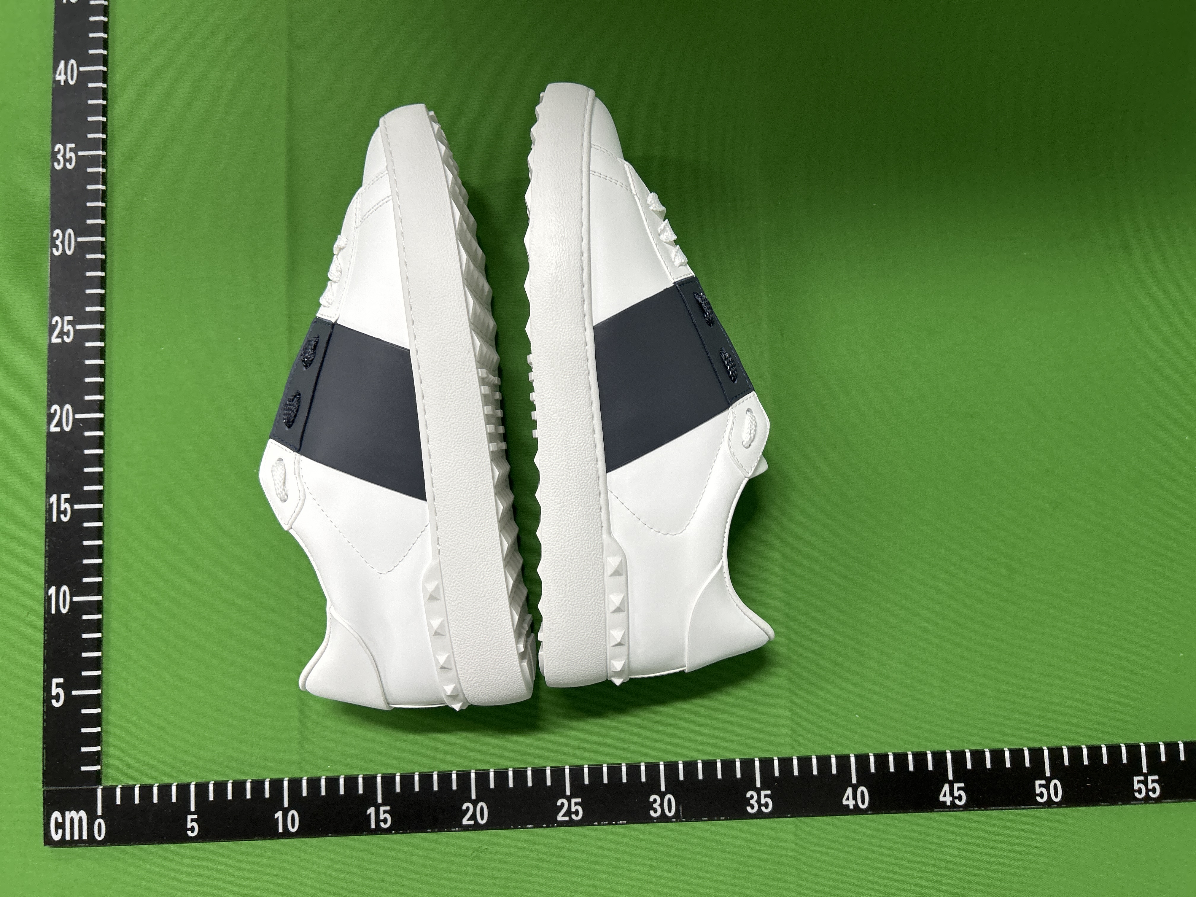 Foto QC 3 de Valentino Open Leather Low-top Sneakers Black Band