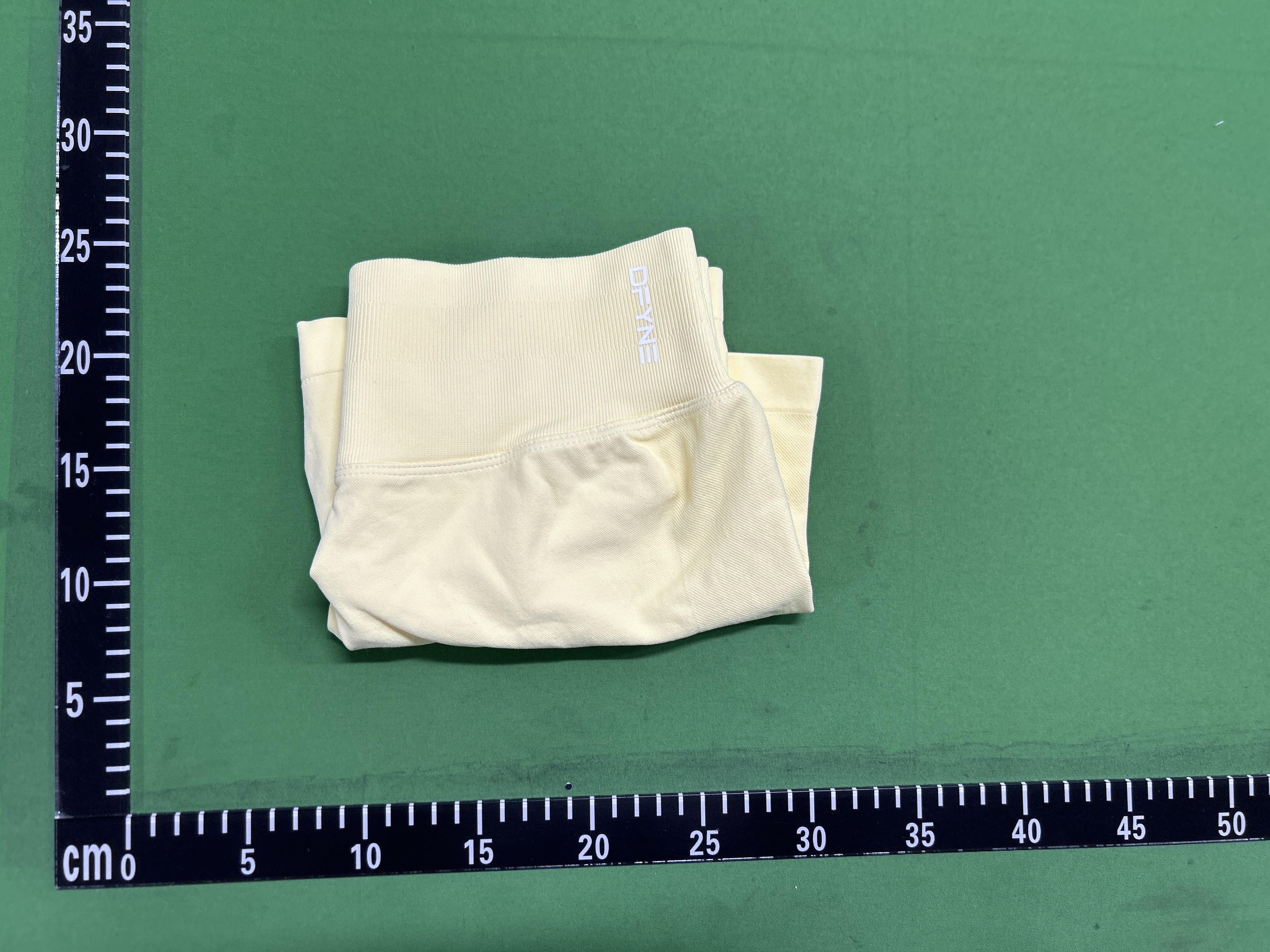 Foto QC 5 de DFYNE Seamless Set 2-Piece Butter