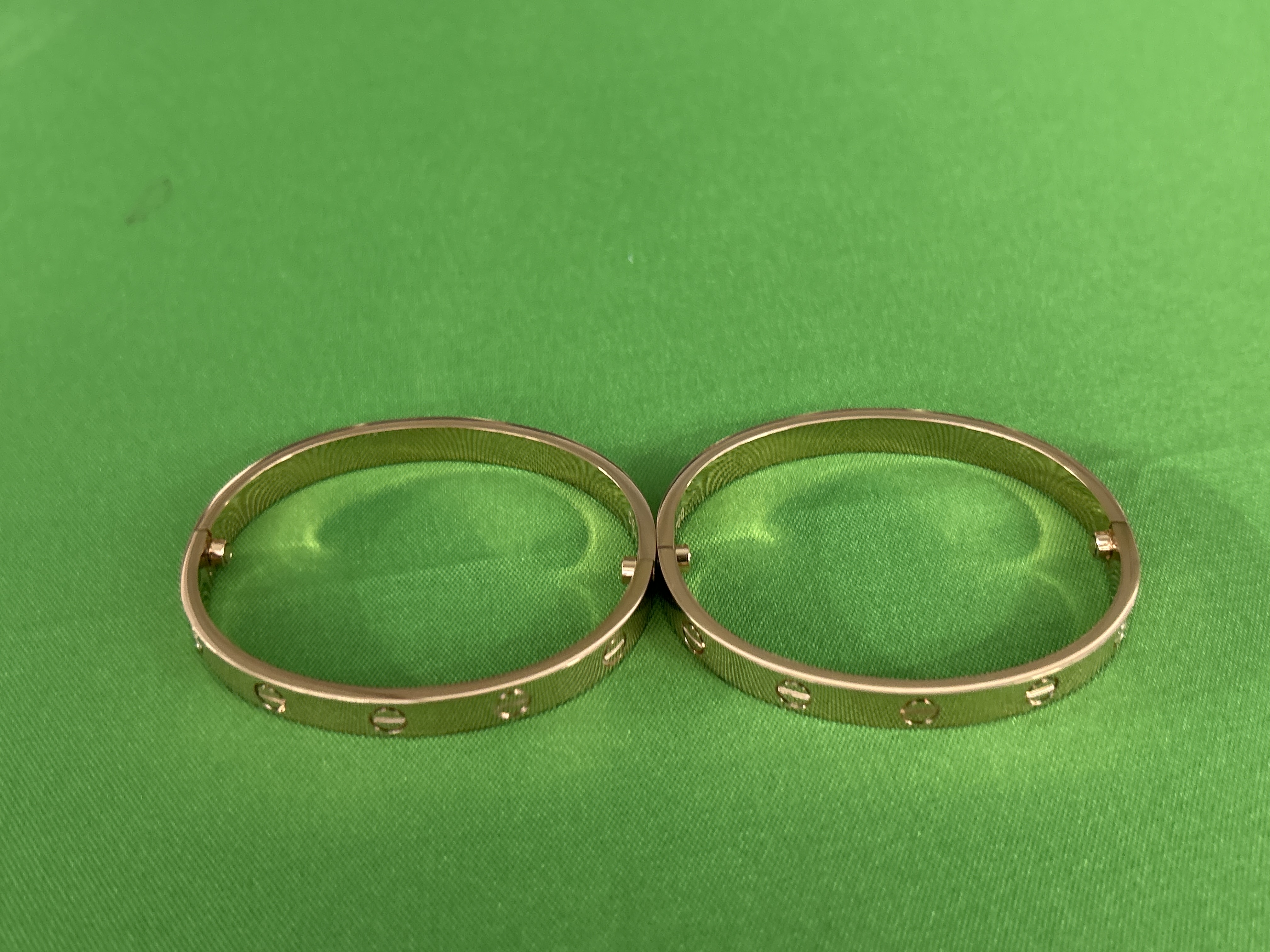 Foto QC 3 de Cartier Love Bracelet Yellow Gold Diamond Gold