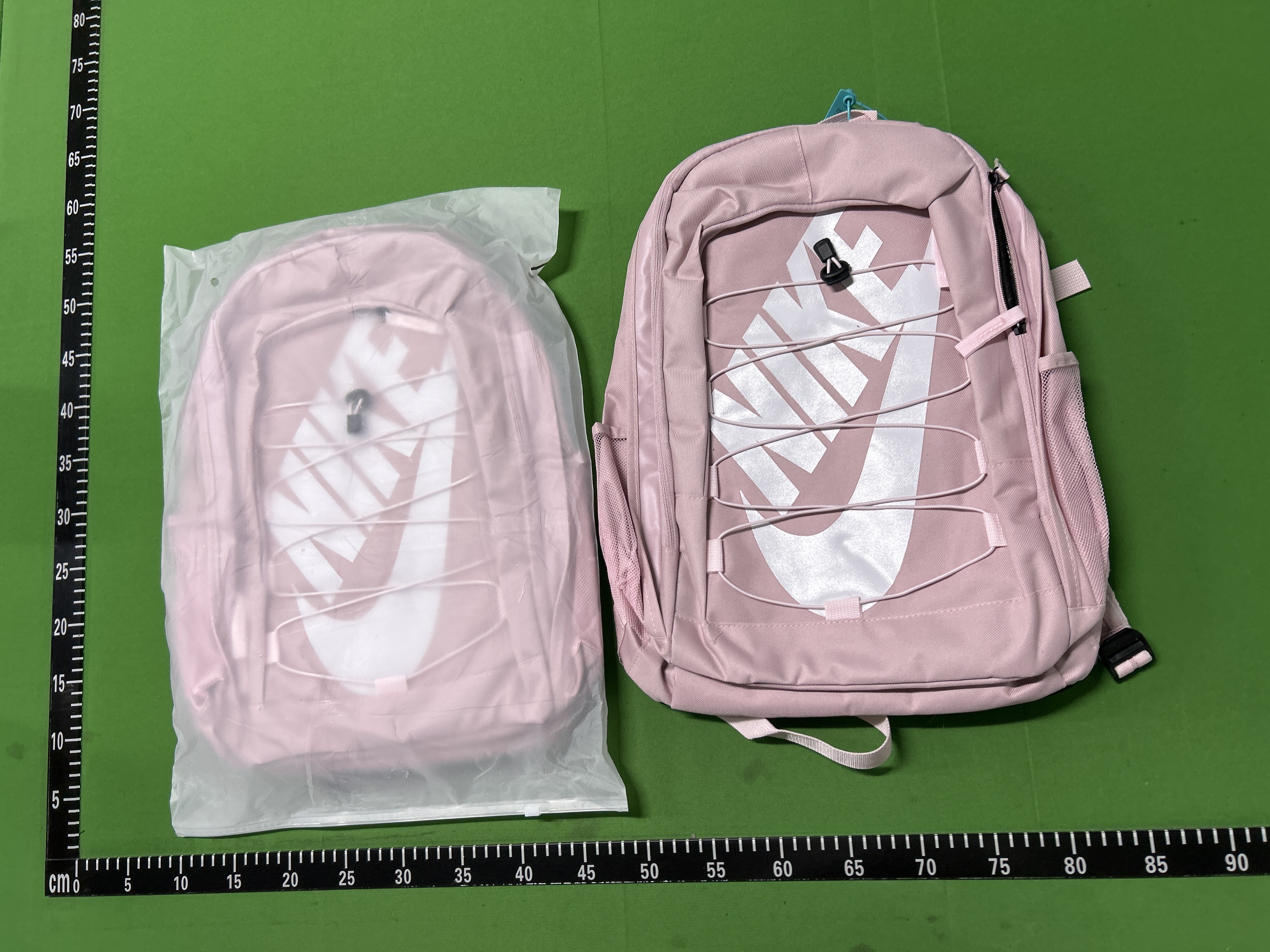 Foto QC 3 de C.P. Company Nylon B Lens Crossbody Pack Black