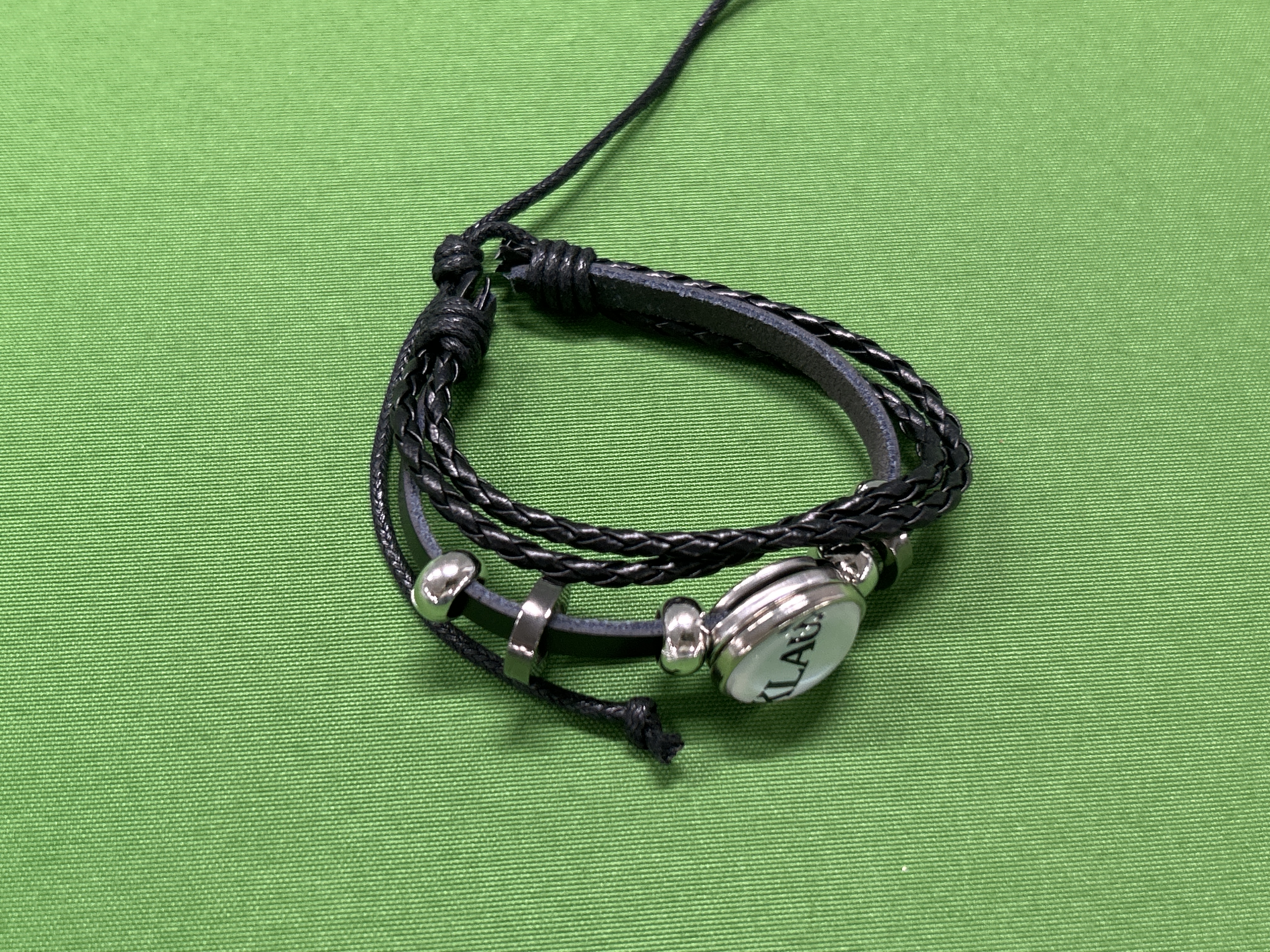 Foto QC 8 de Undercover Vortex Bracelet Metal Black