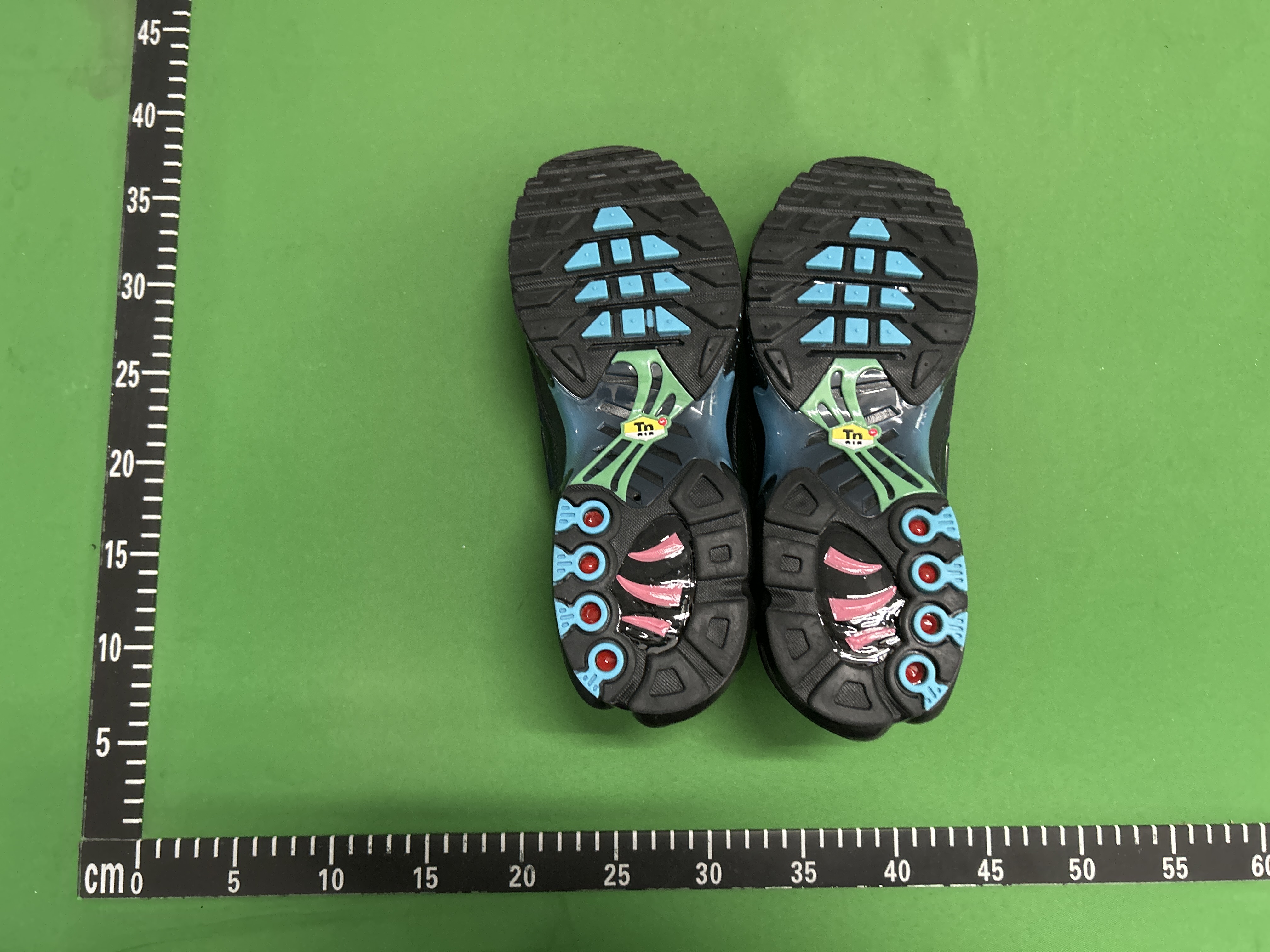 Foto QC 6 de Nike Air Max Plus Black White Gradient DM0032-003