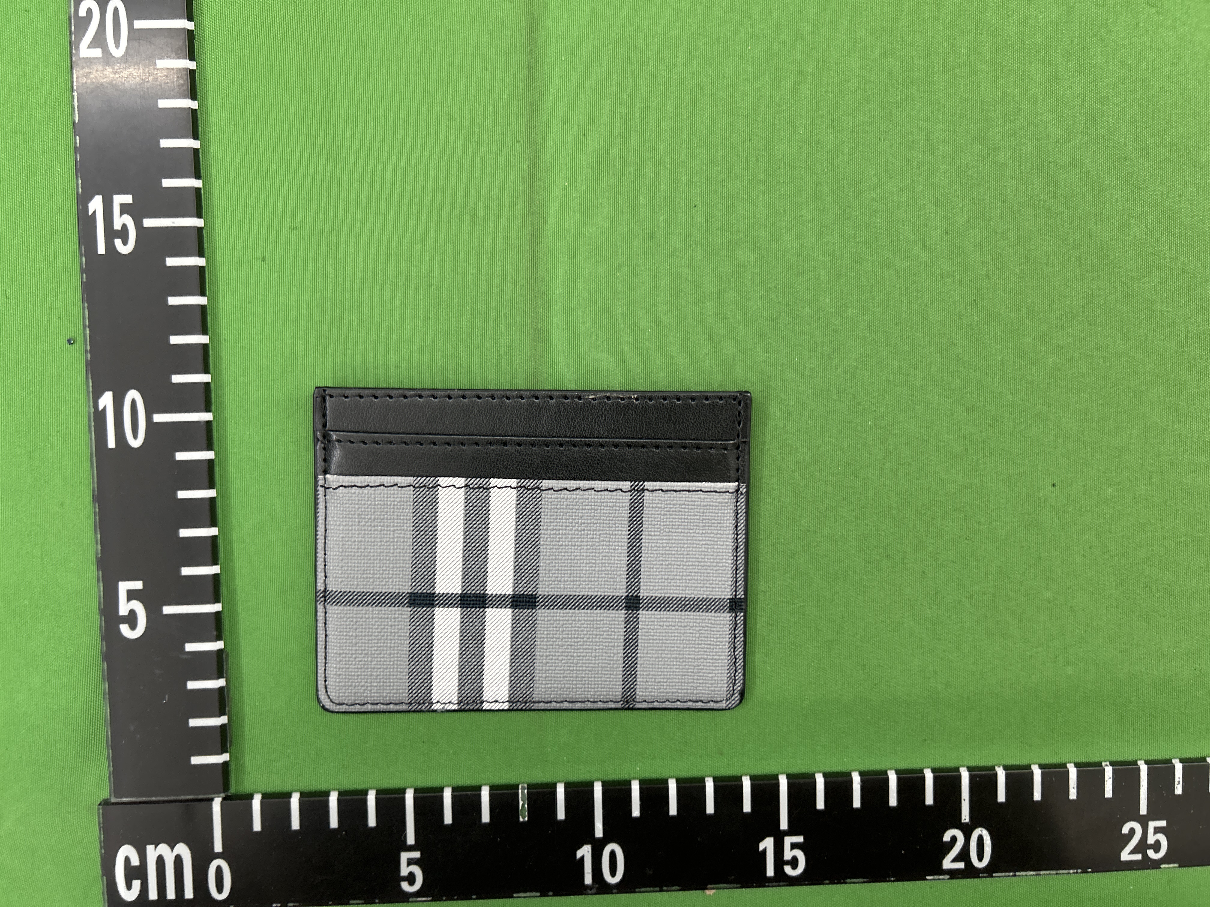 Foto QC 8 de Dior Caro Card Holder Cannage Calfskin Black