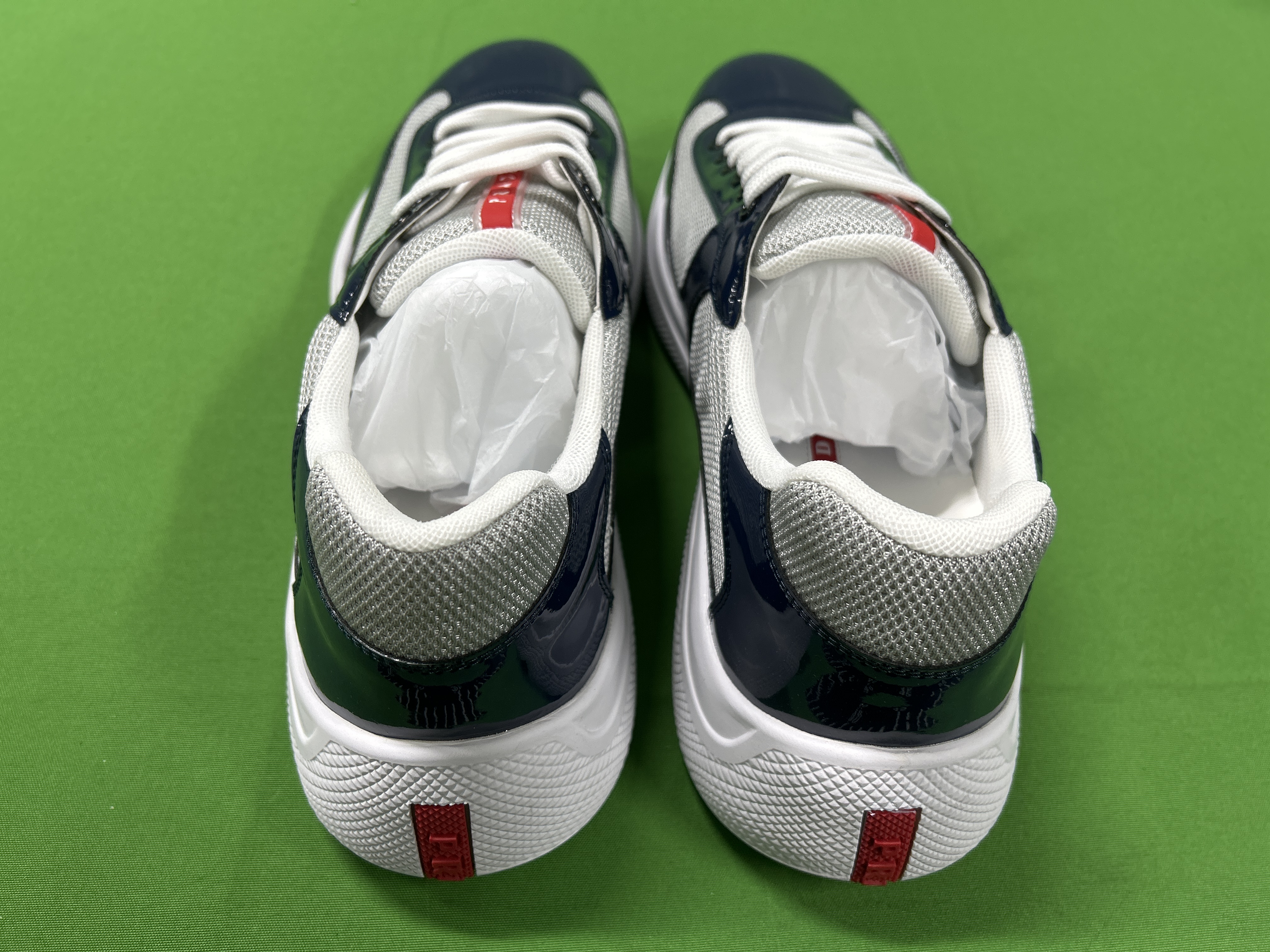 Foto QC 3 de Prada America's Cup Patent Leather Mesh Sneakers Black