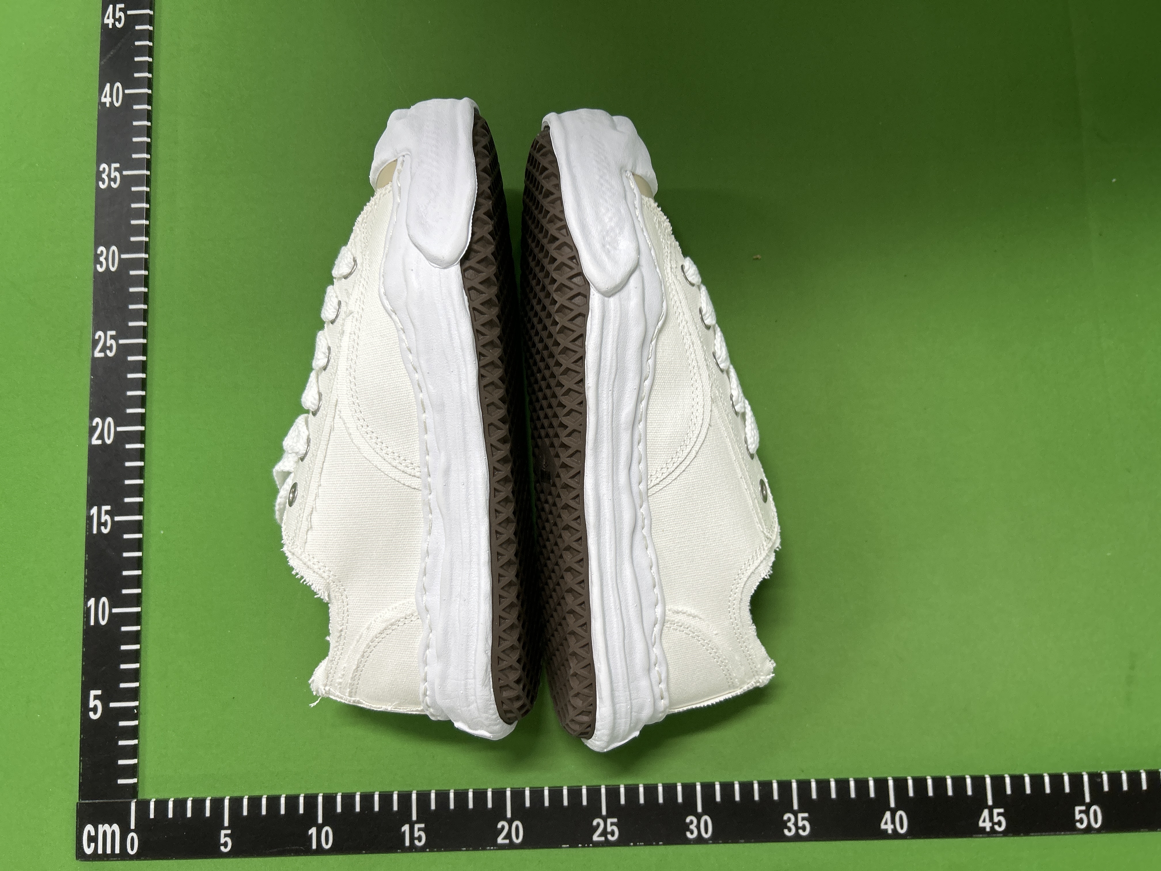 Foto QC 5 de Maison Mihara Yasuhiro Peterson OG Low Black White ZW-1