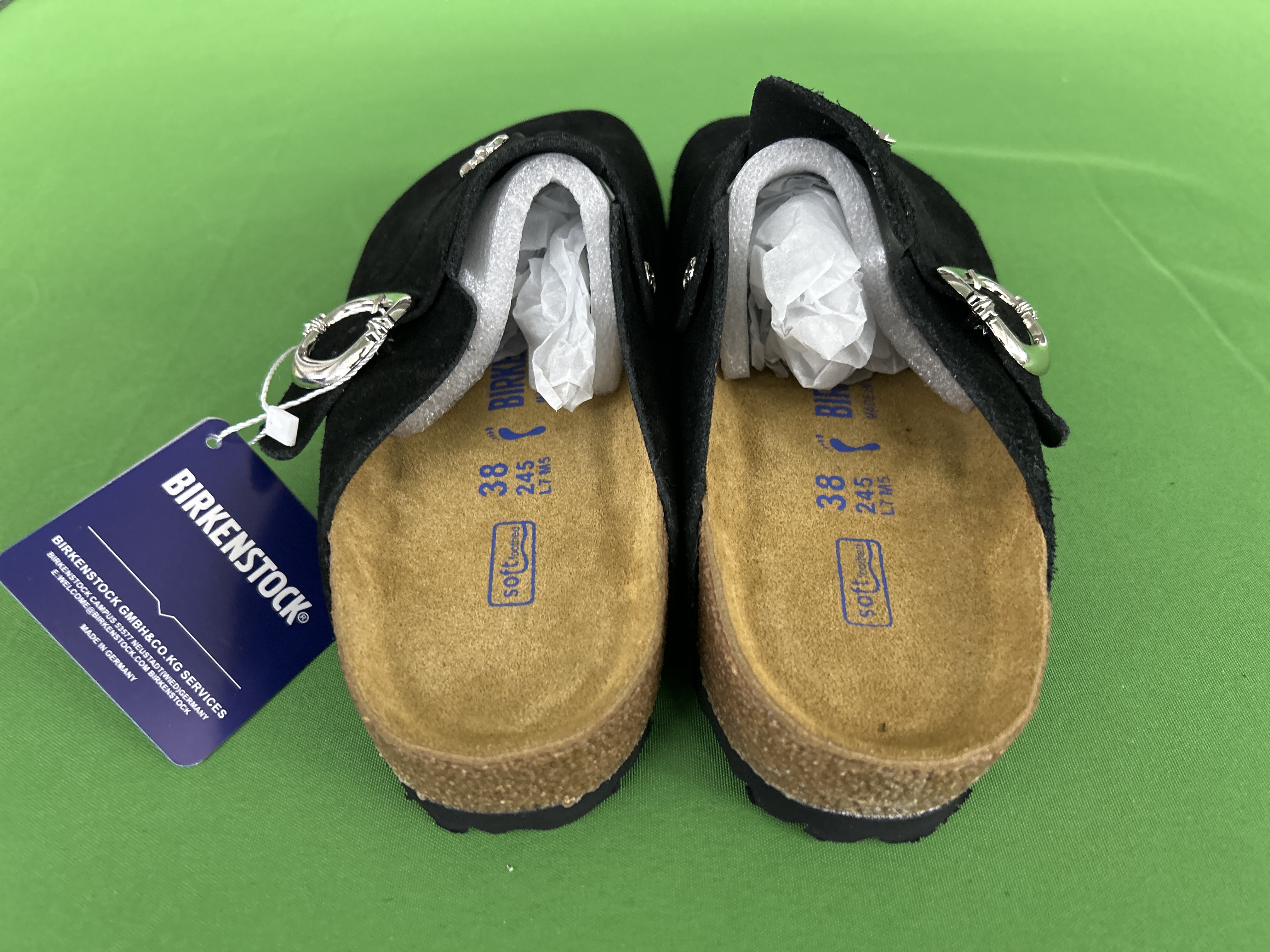 Foto QC 3 de Chrome Hearts x Birkenstock Boston Suede Black