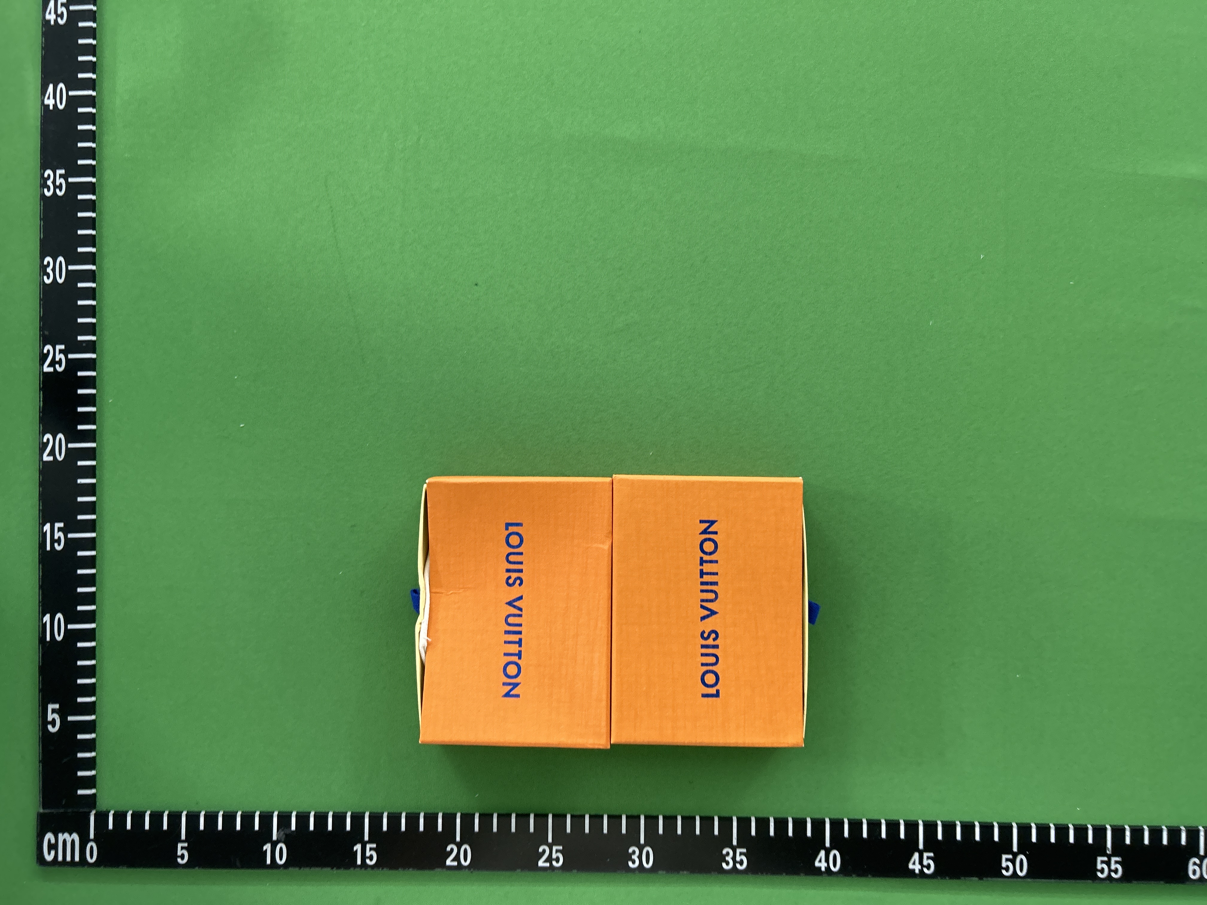 Foto QC 4 de Louis Vuitton Ski Card Holder Monogram White