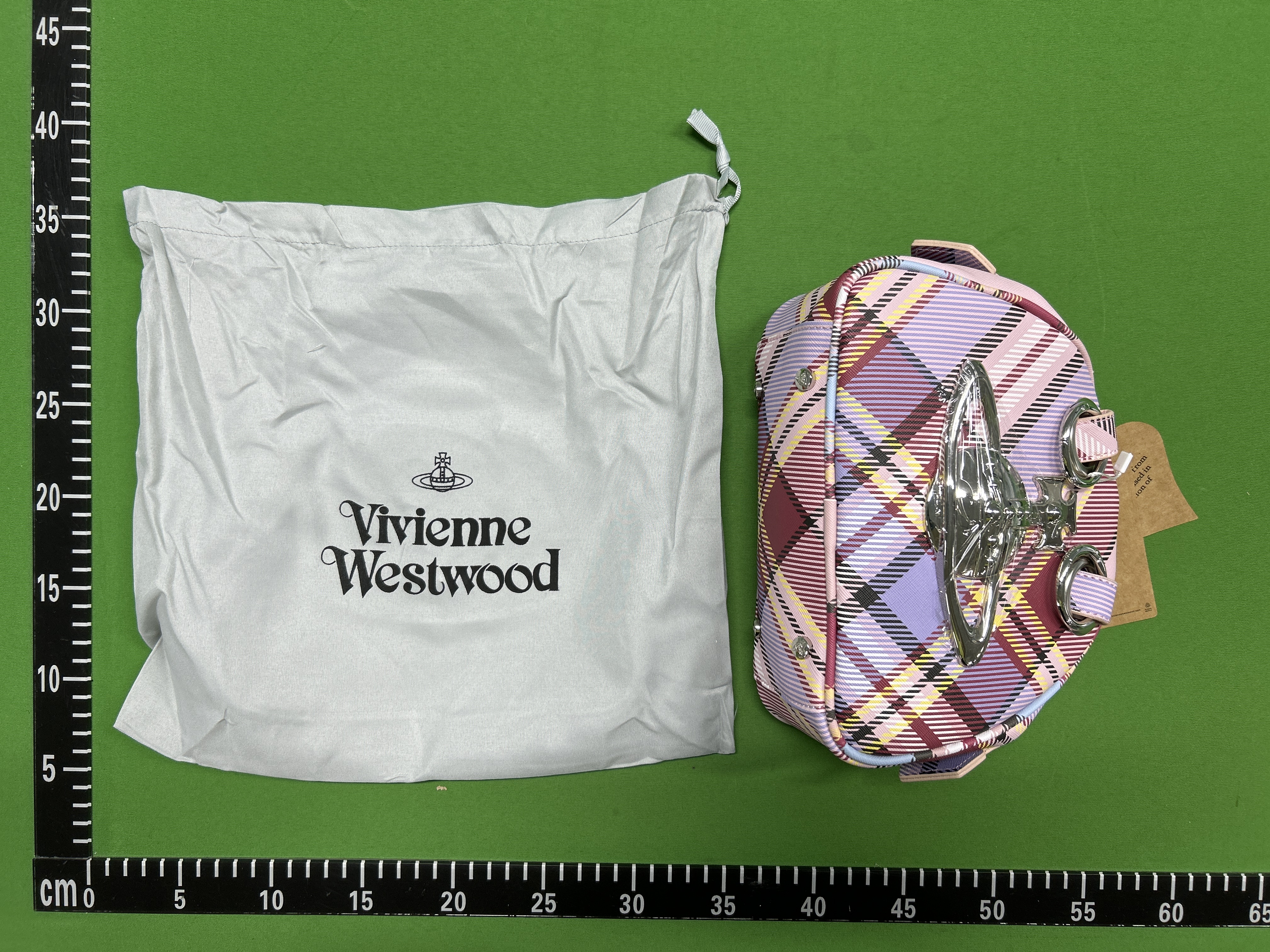 Foto QC 1 de Vivienne Westwood Bowling Bag Small Black Crocodile Embossed