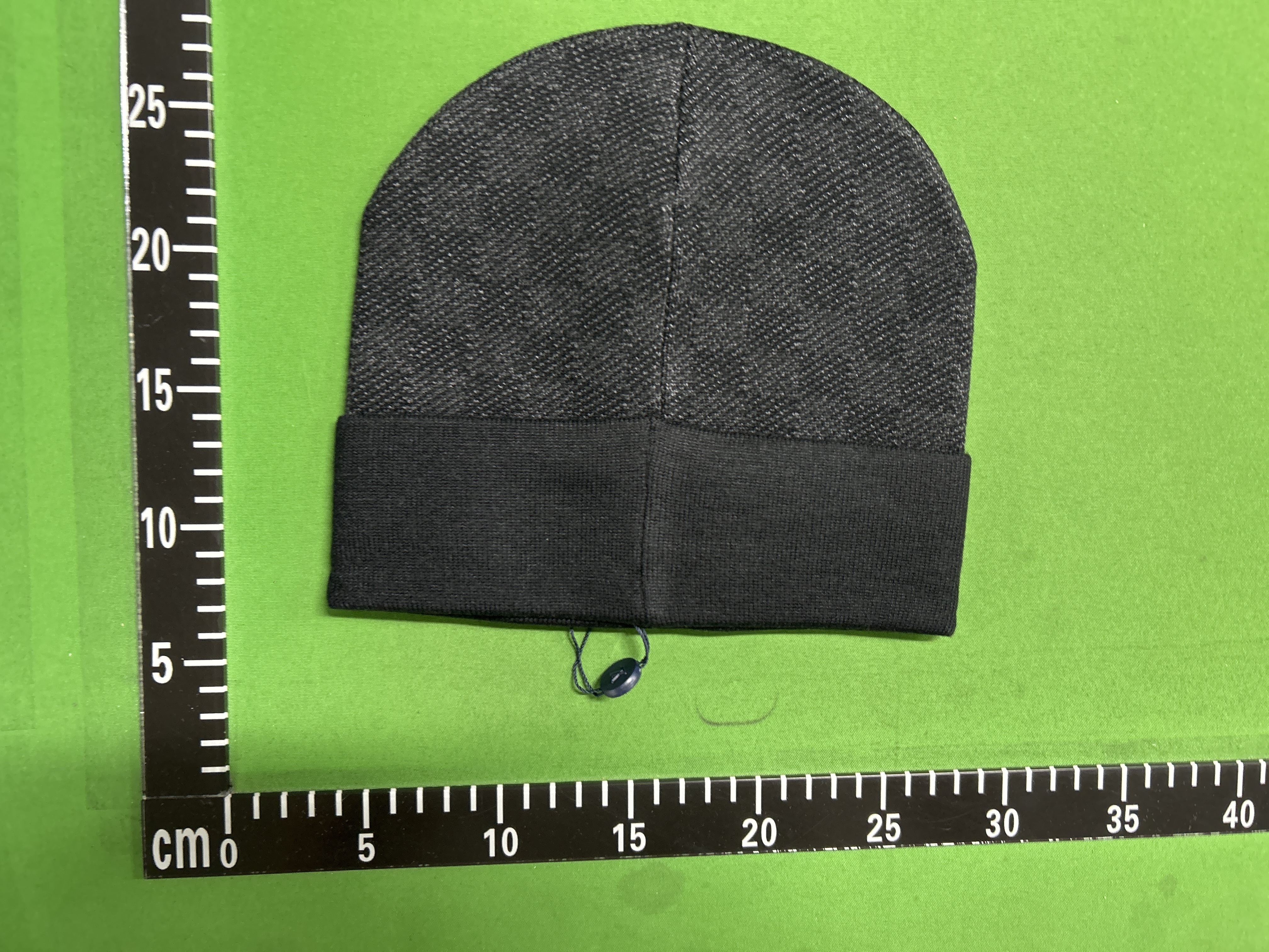 Foto QC 2 de Prada Triangle Logo Beanie White