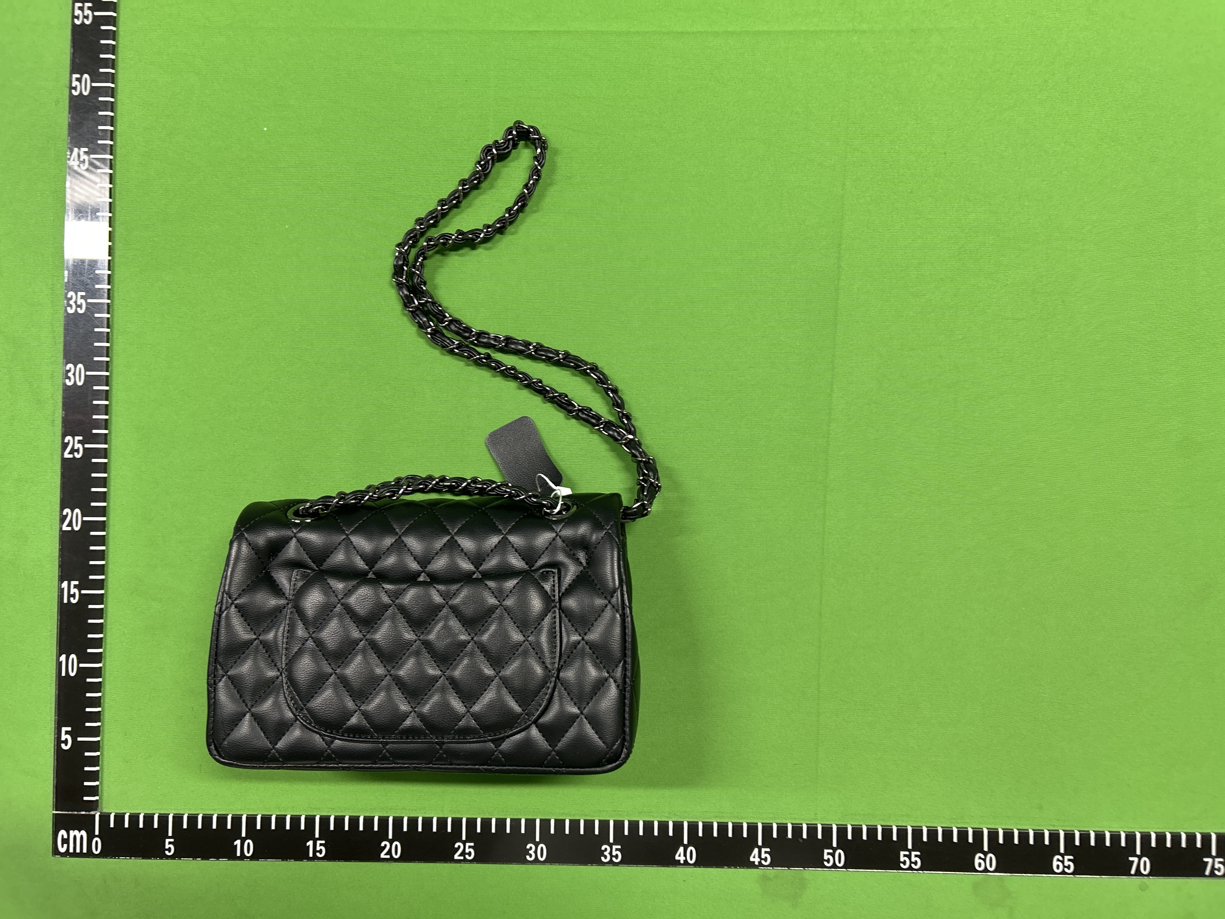 Foto QC 4 de Chanel Classic Flap 25 Black Lambskin