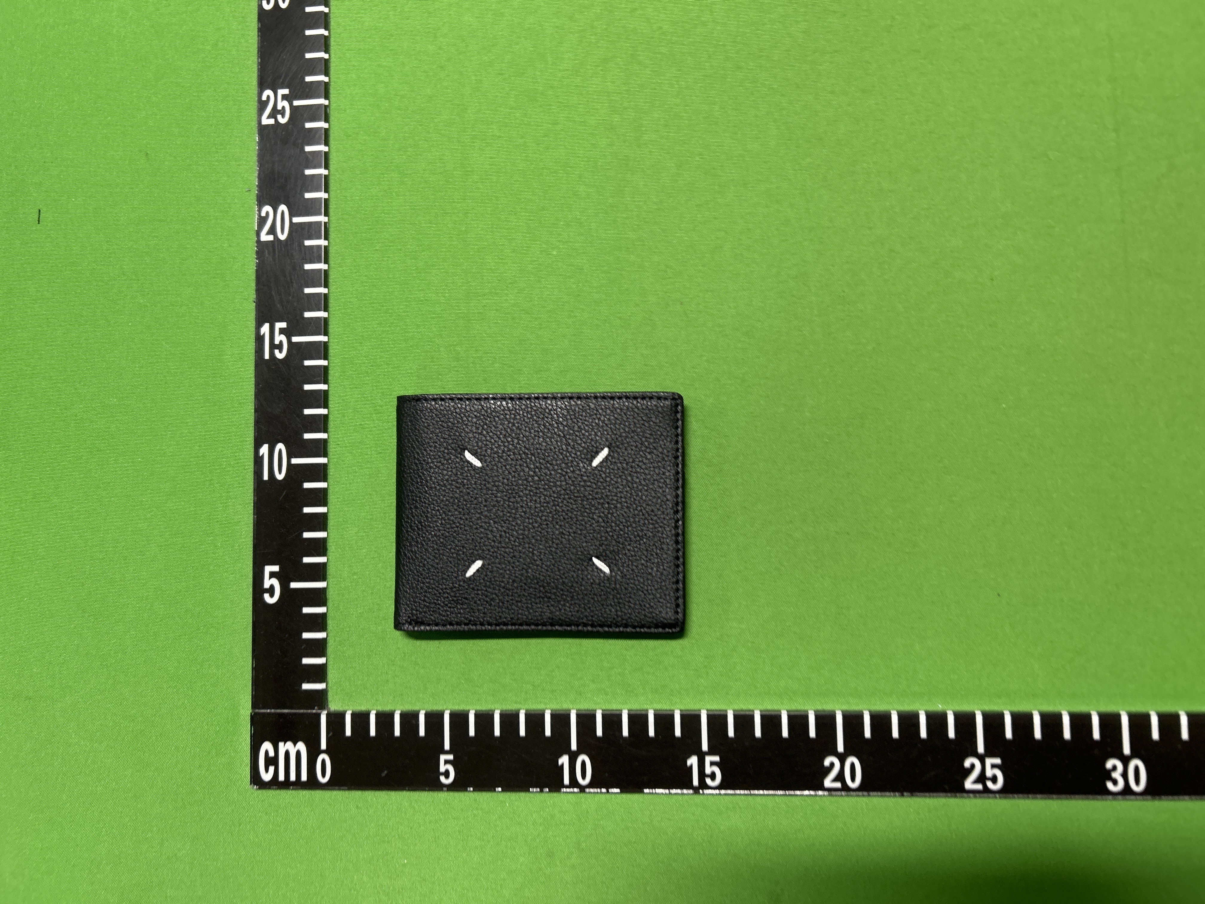 Foto QC 8 de Maison Margiela Four-Stitch Bifold Wallet Leather Black