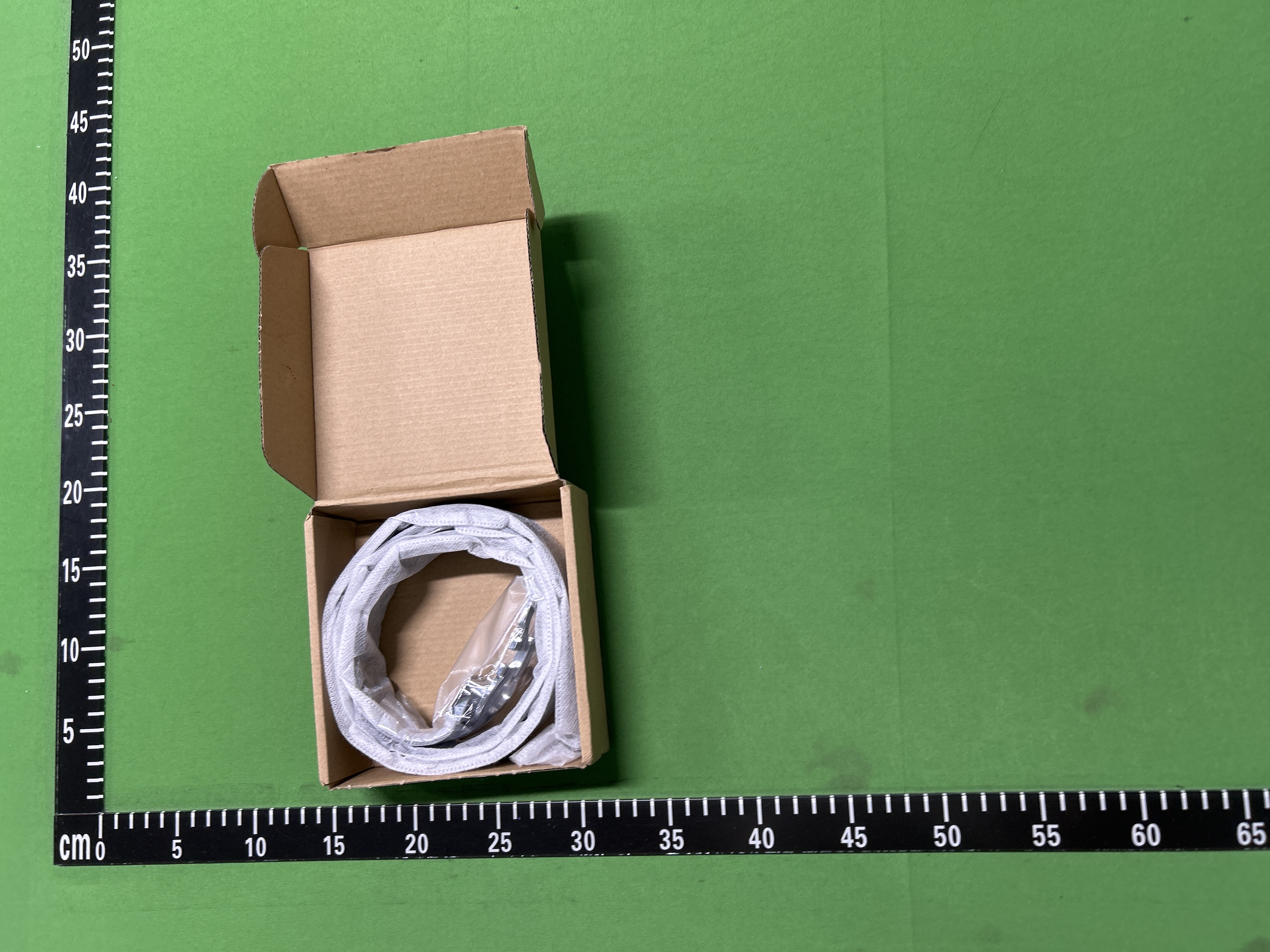 Foto QC 5 de Ferragamo Gancini Belt Black Gancini Embossed