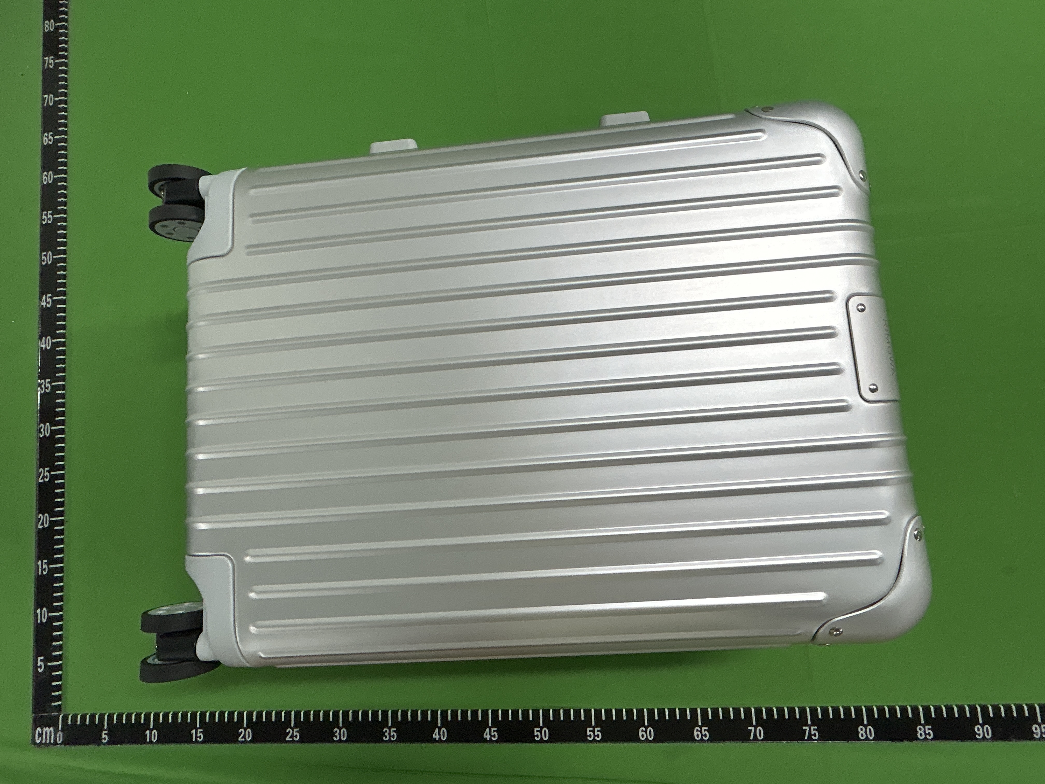 Foto QC 7 de Rimowa Original Cabin Black Aluminum