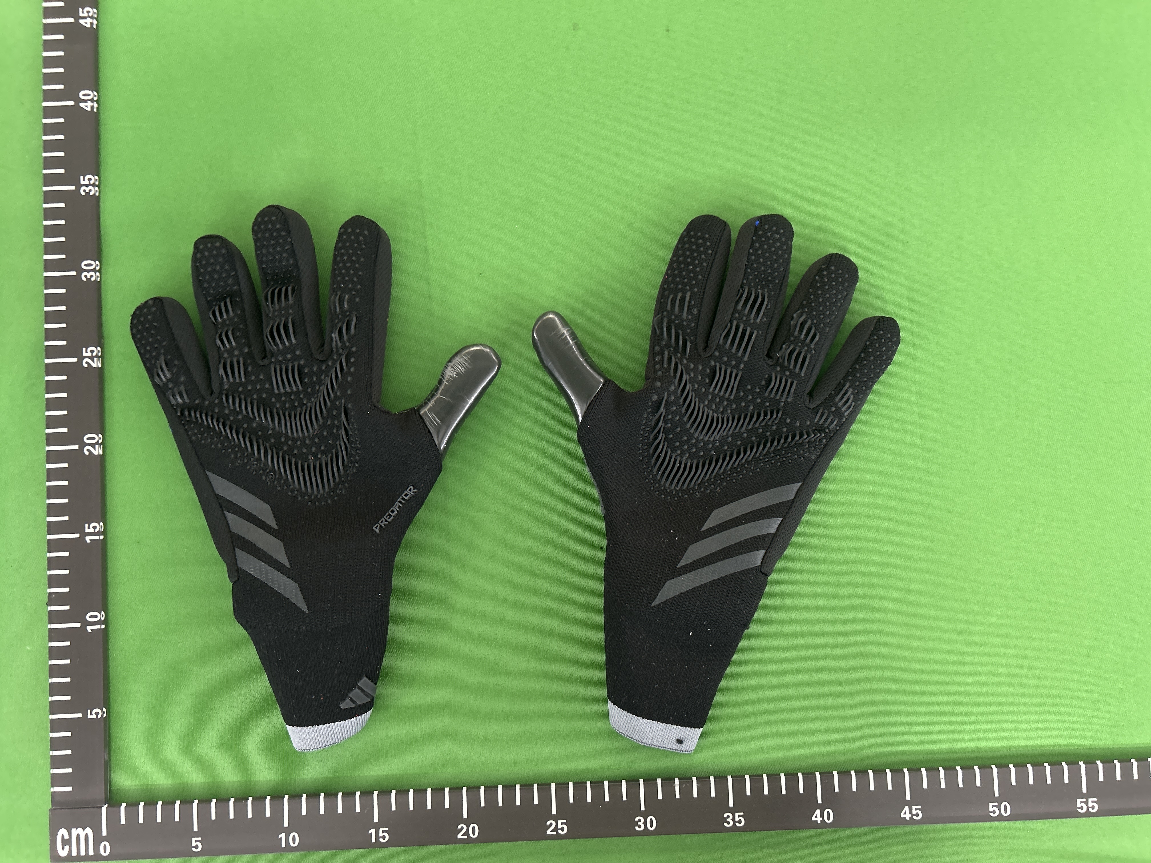 Foto QC 2 de Adidas Predator Goalkeeper Gloves Black/Solar Red