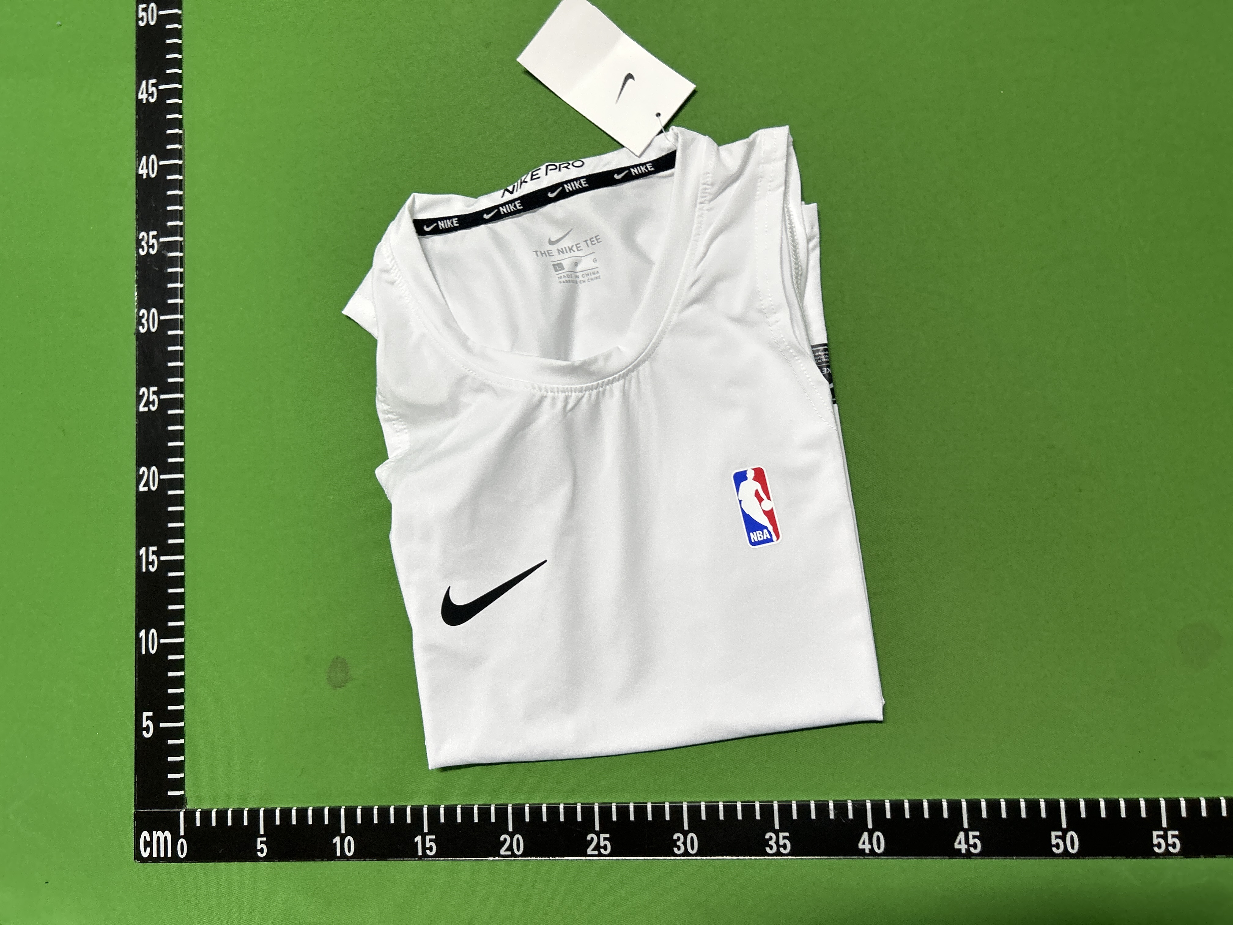 Foto QC 1 de Nike T-shirt Swoosh Logo Contrast Stitching Black