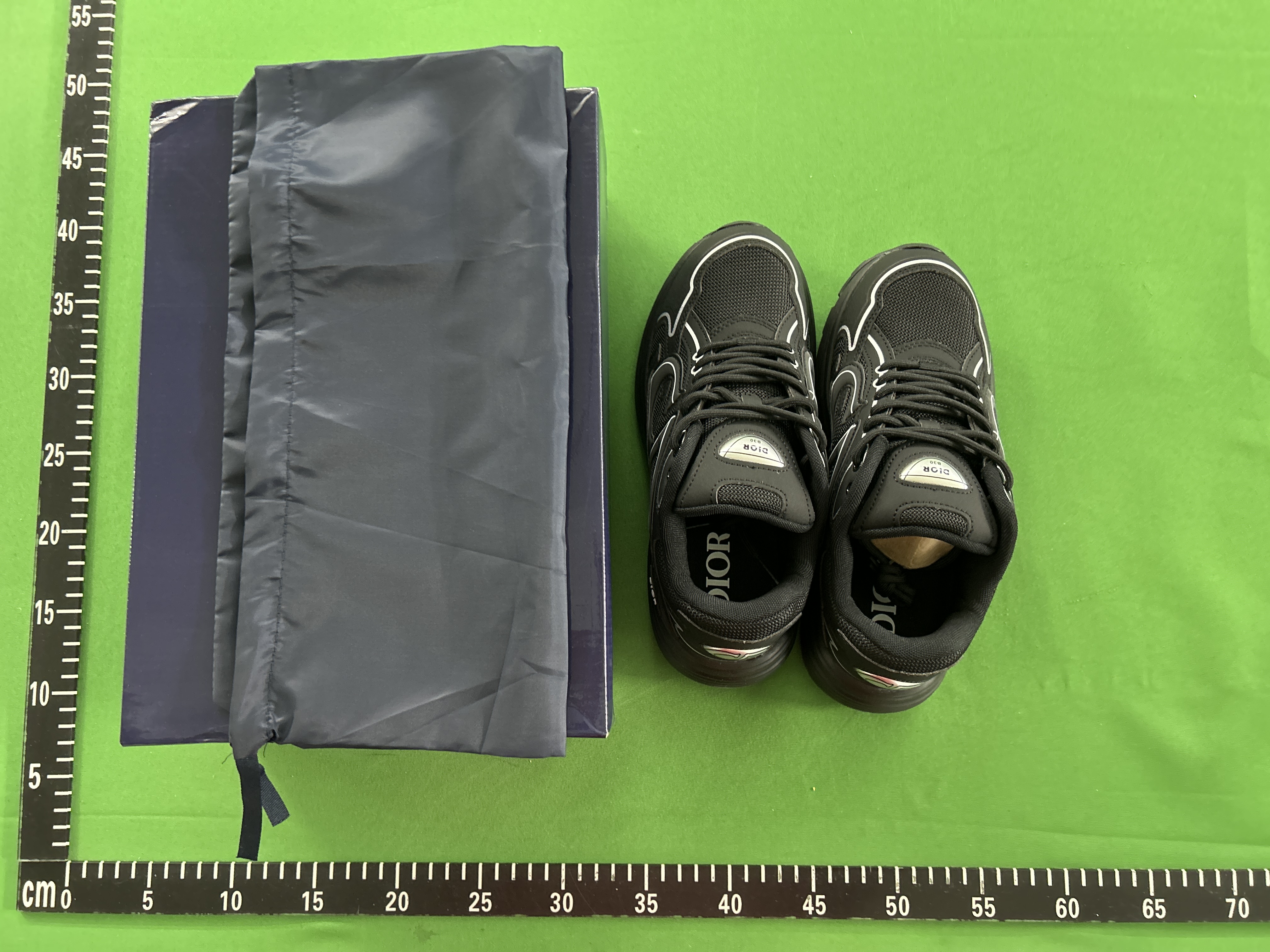 Foto QC 2 de Dior B30 Low Black 3SN279ZRF_H900