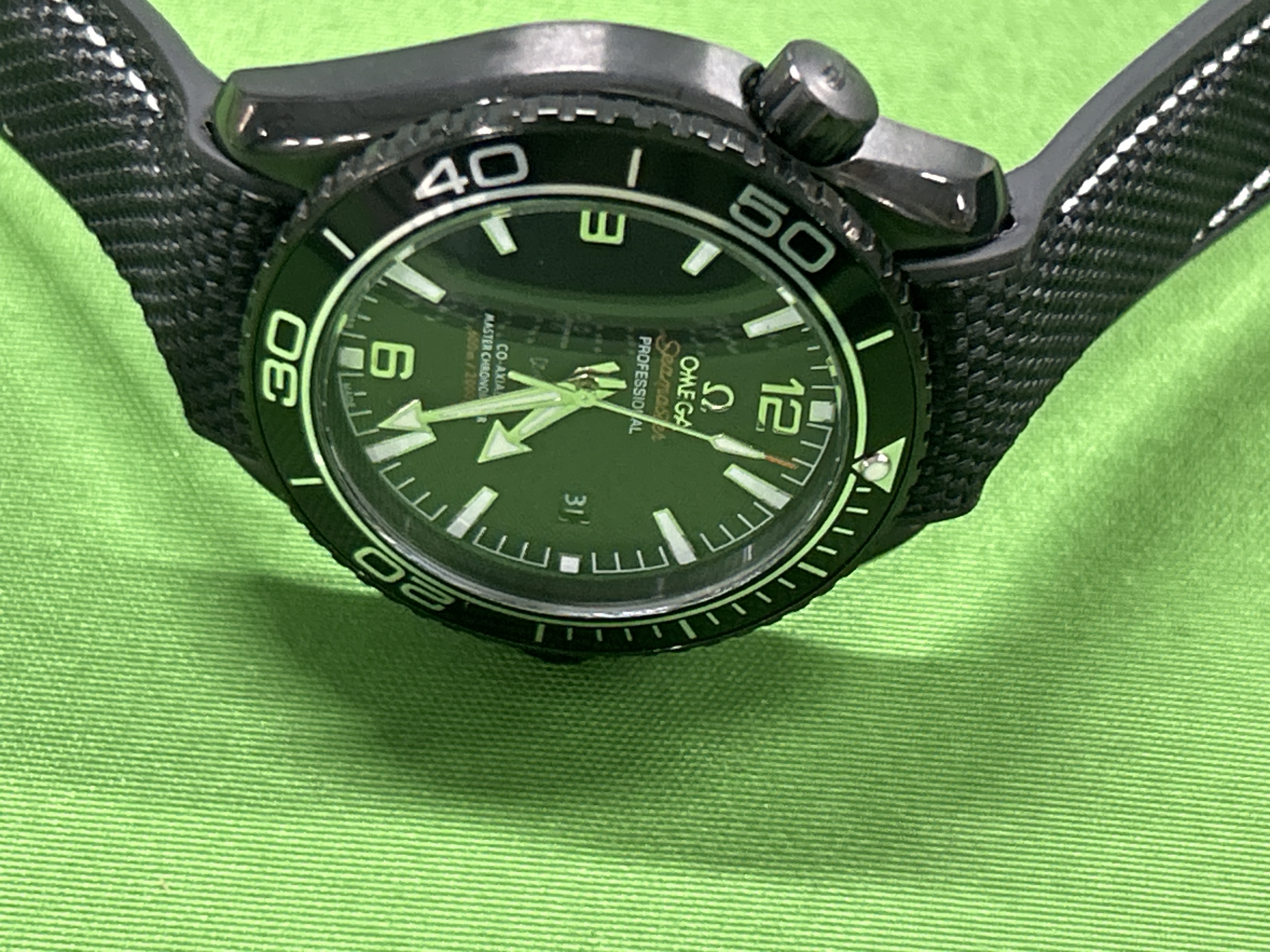 Foto QC 2 de Omega Seamaster Planet Ocean 600M 215.32.44.21.03.001