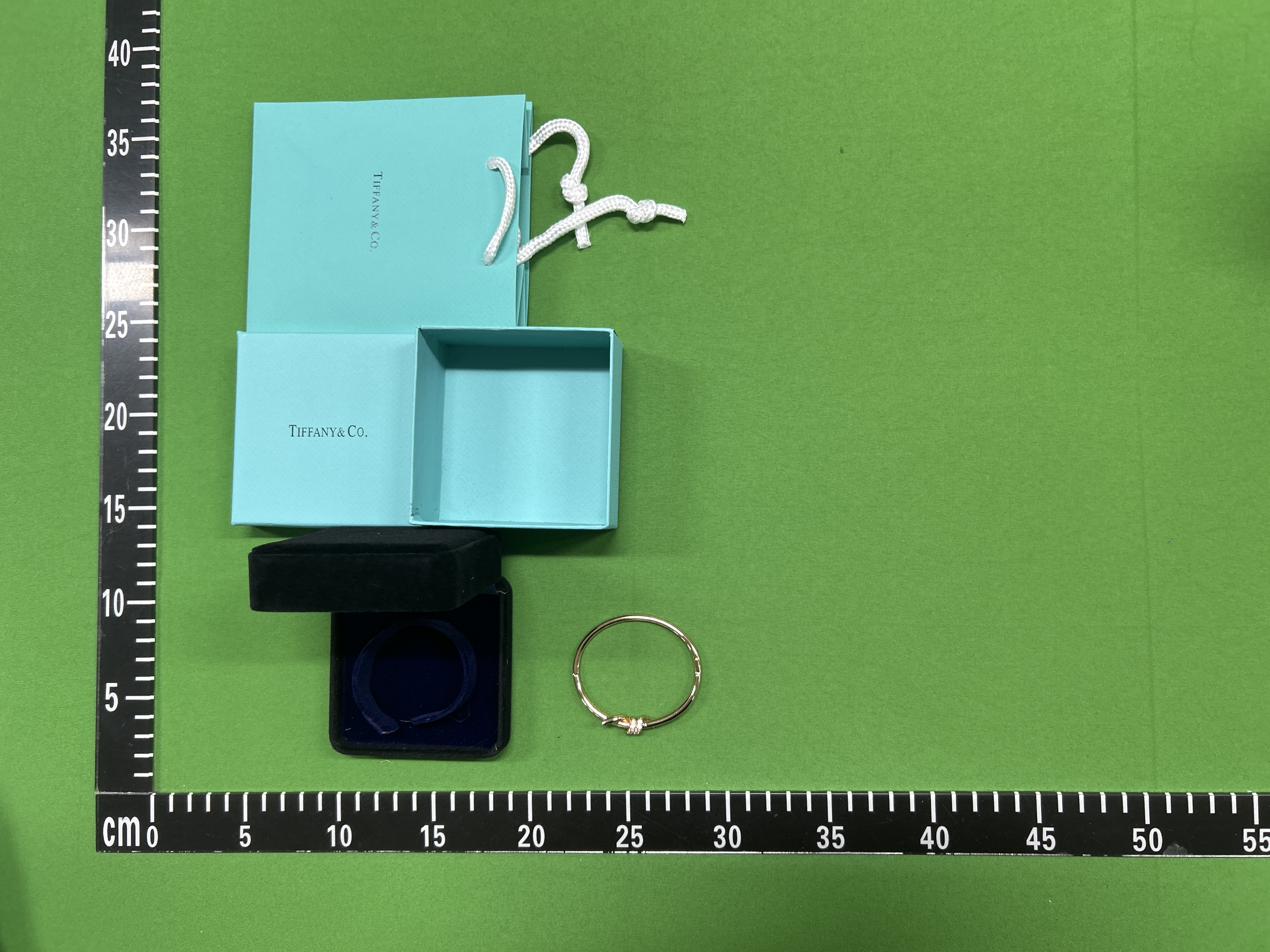 Foto QC 4 de Tiffany & Co. Knot Bracelet White Gold Diamond Silver