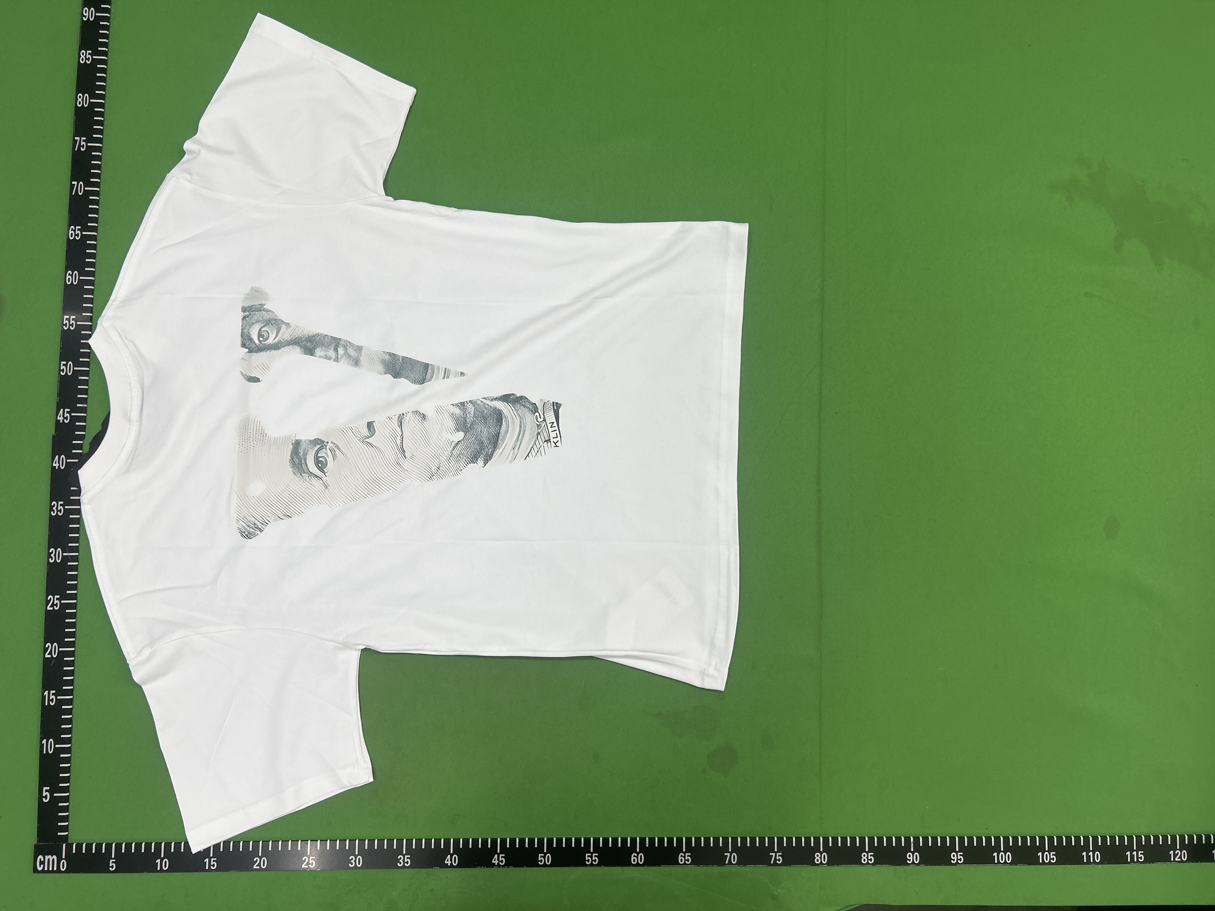 Foto QC 8 de Vlone T-shirt Nails Logo Black