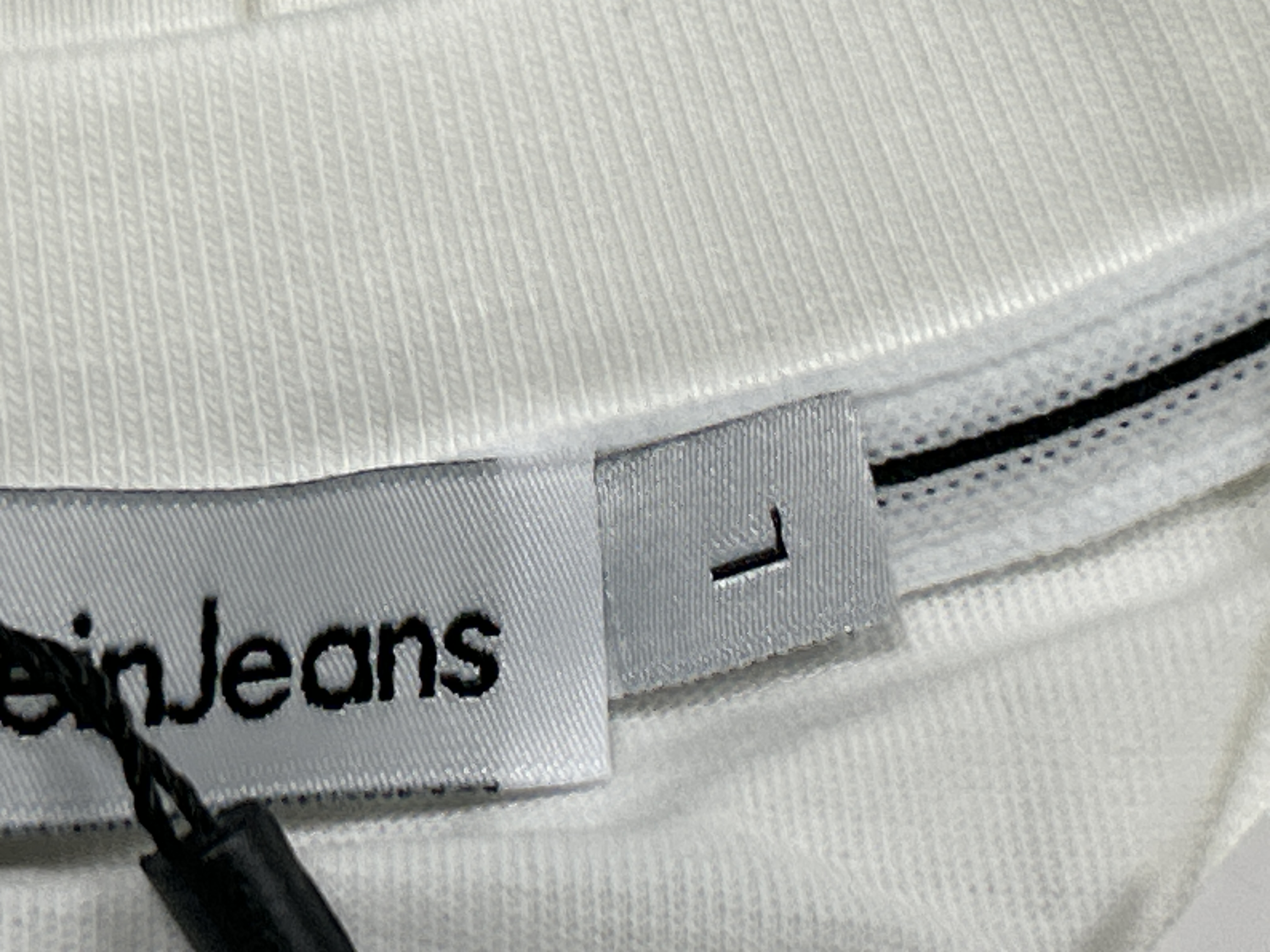 Foto QC 2 de Calvin Klein Jeans T-shirt Monogram Logo Black