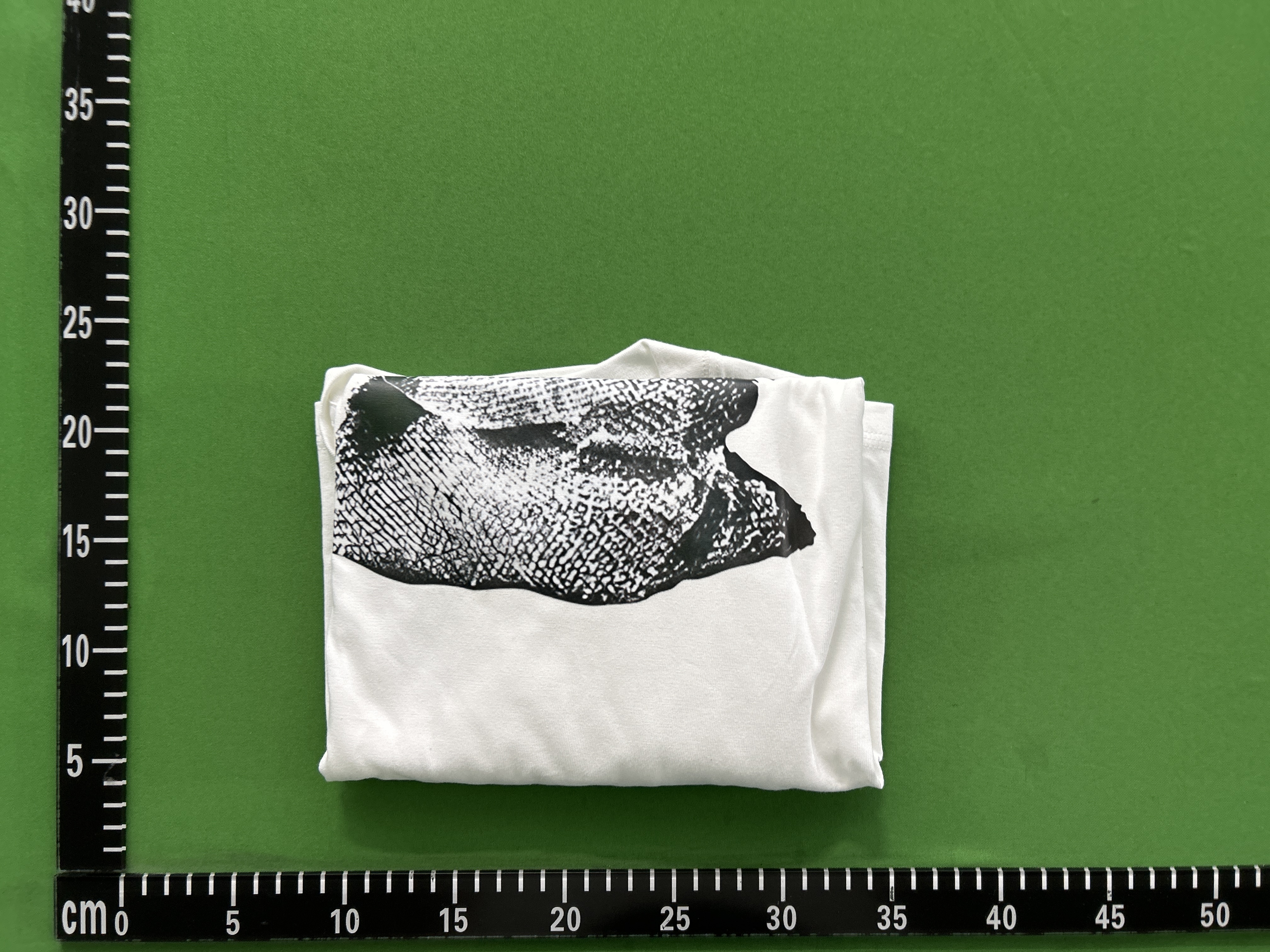 Foto QC 1 de Balenciaga T-shirt Strike Logo EST. 1917 Black