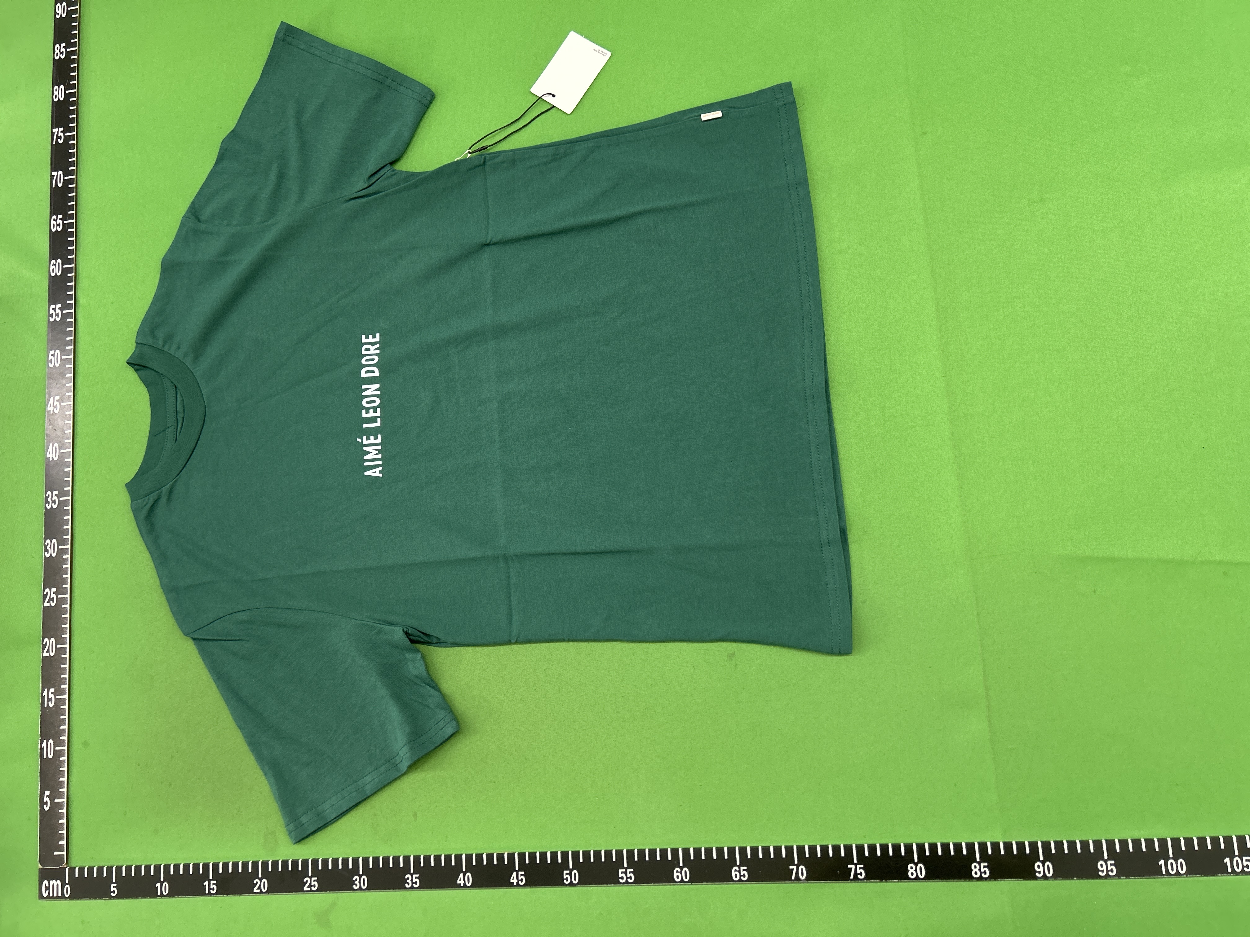 Foto QC 3 de Aime Leon Dore T-shirt Unisphere Graphic Navy