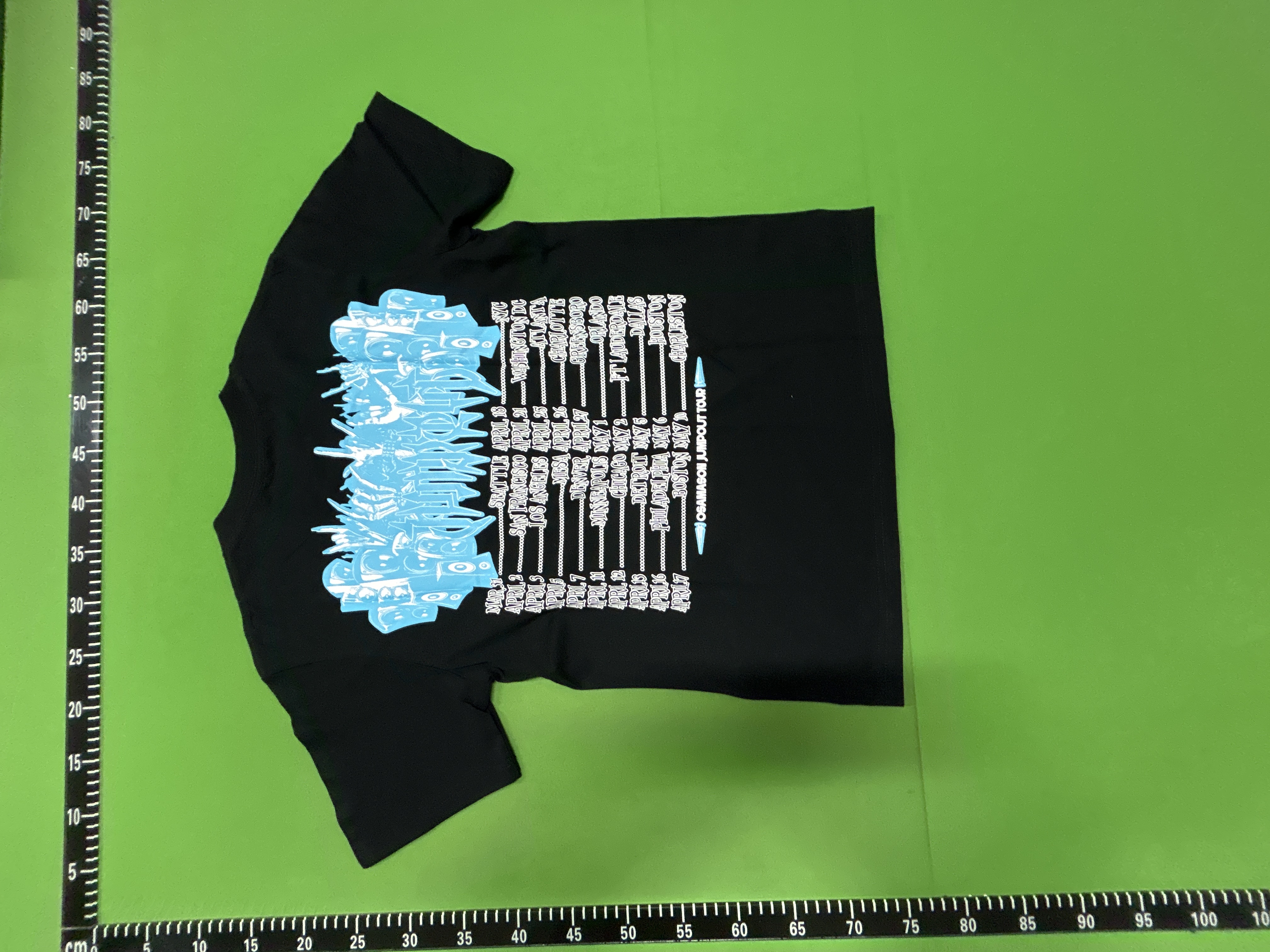 Foto QC 4 de Osamason Jumpout Tour T-shirt Bunny Black