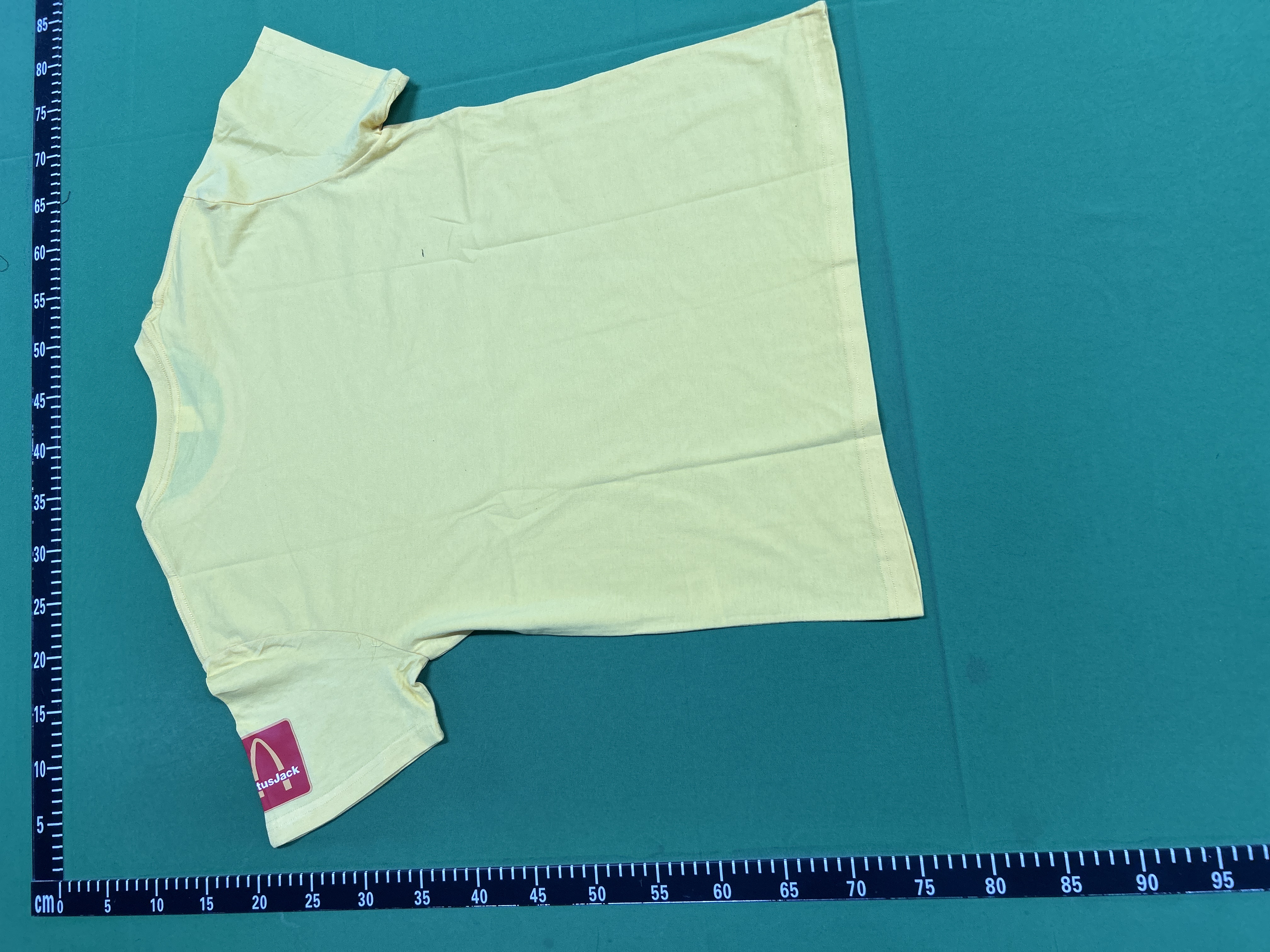 Foto QC 4 de Cactus Jack Travis Scott Jordan McDonald's T-shirt Jumpman Graphic Beige