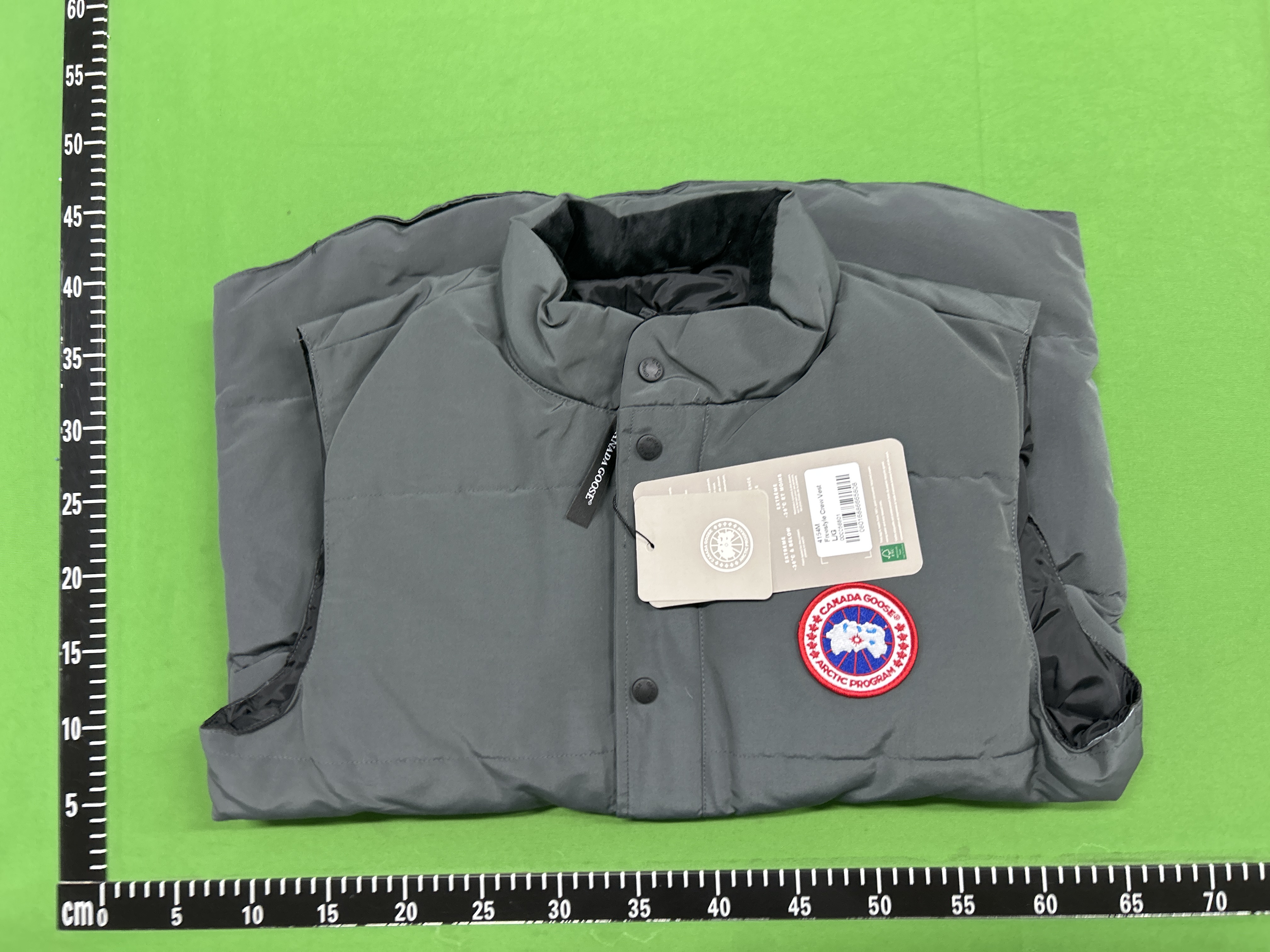 Foto QC 4 de Canada Goose Wyndham Down Jacket Fur Trim Navy